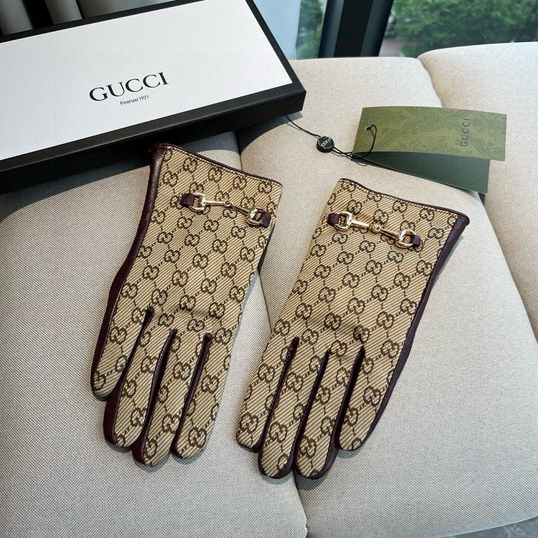 GUCCI HORSEBIT GLOVES IN BEIGE MONOGRAM JACQUARD FABRIC MIX MERLOT RED SHEEPSKIN 456334