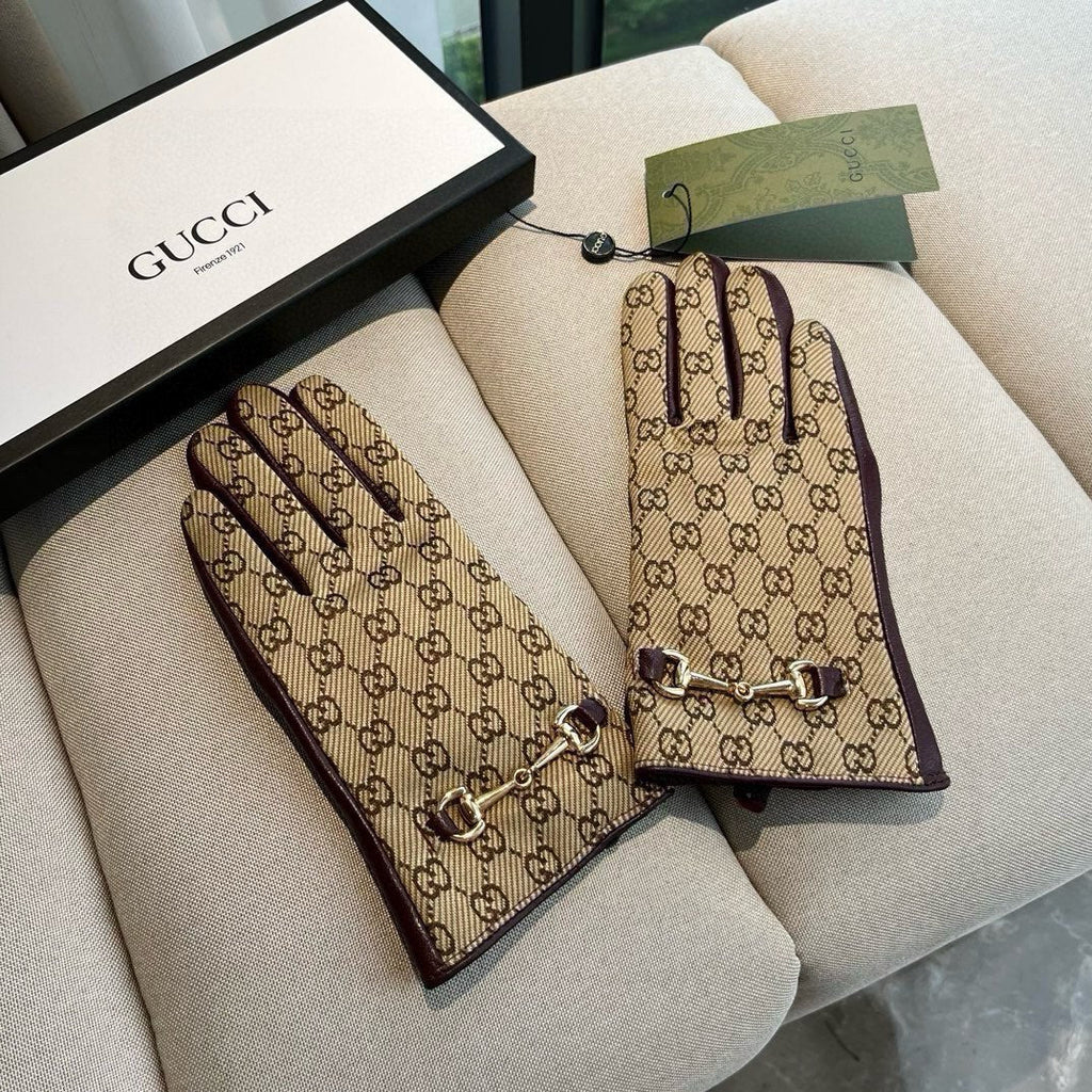 GUCCI HORSEBIT GLOVES IN BEIGE MONOGRAM JACQUARD FABRIC MIX MERLOT RED SHEEPSKIN 456334