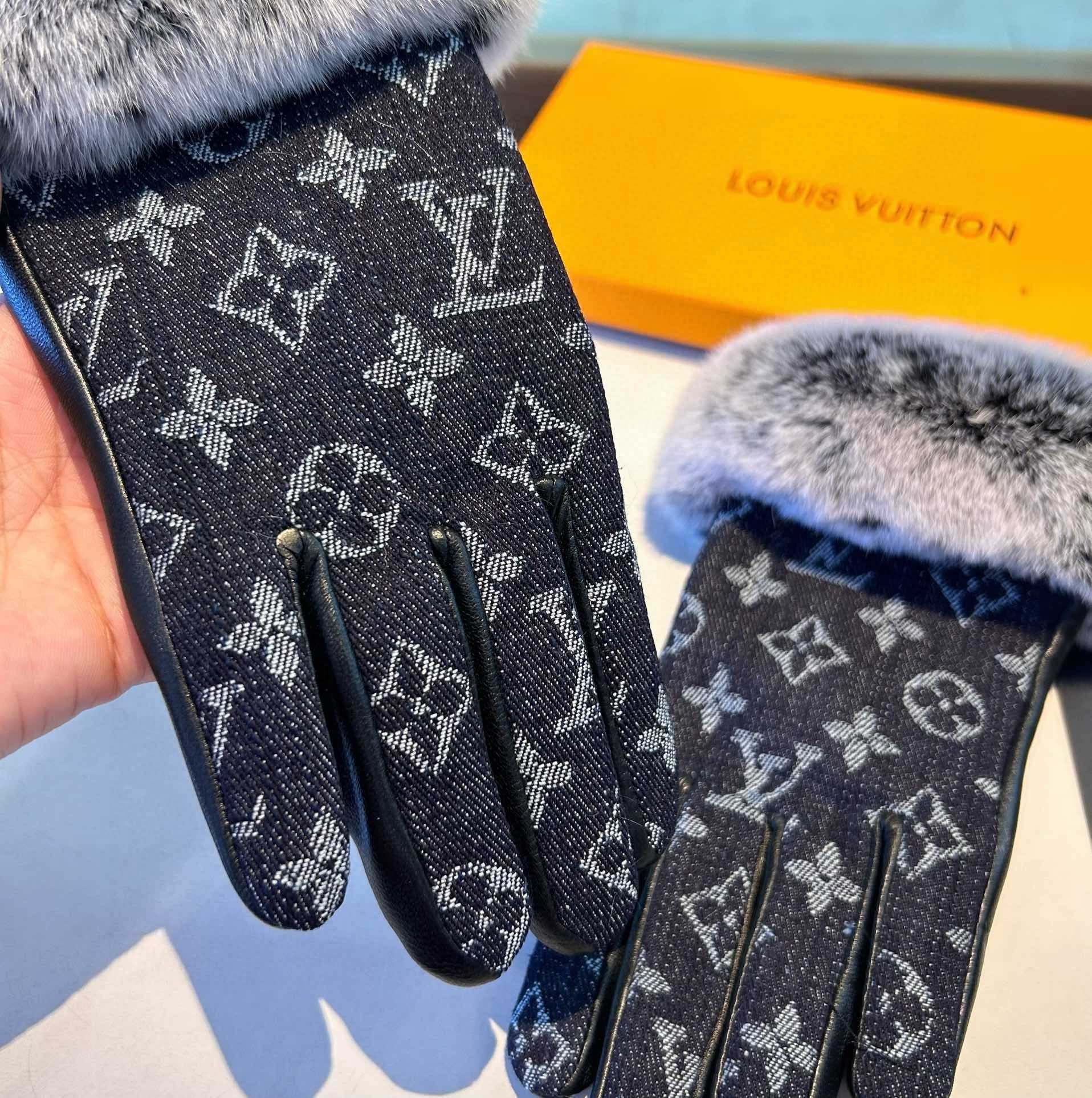 LOUIS VUITTON FINGERLESS GLOVES IN BLACK MONOGRAM DENIM AND LAMBSKIN WITH RABBIT FUR 458590