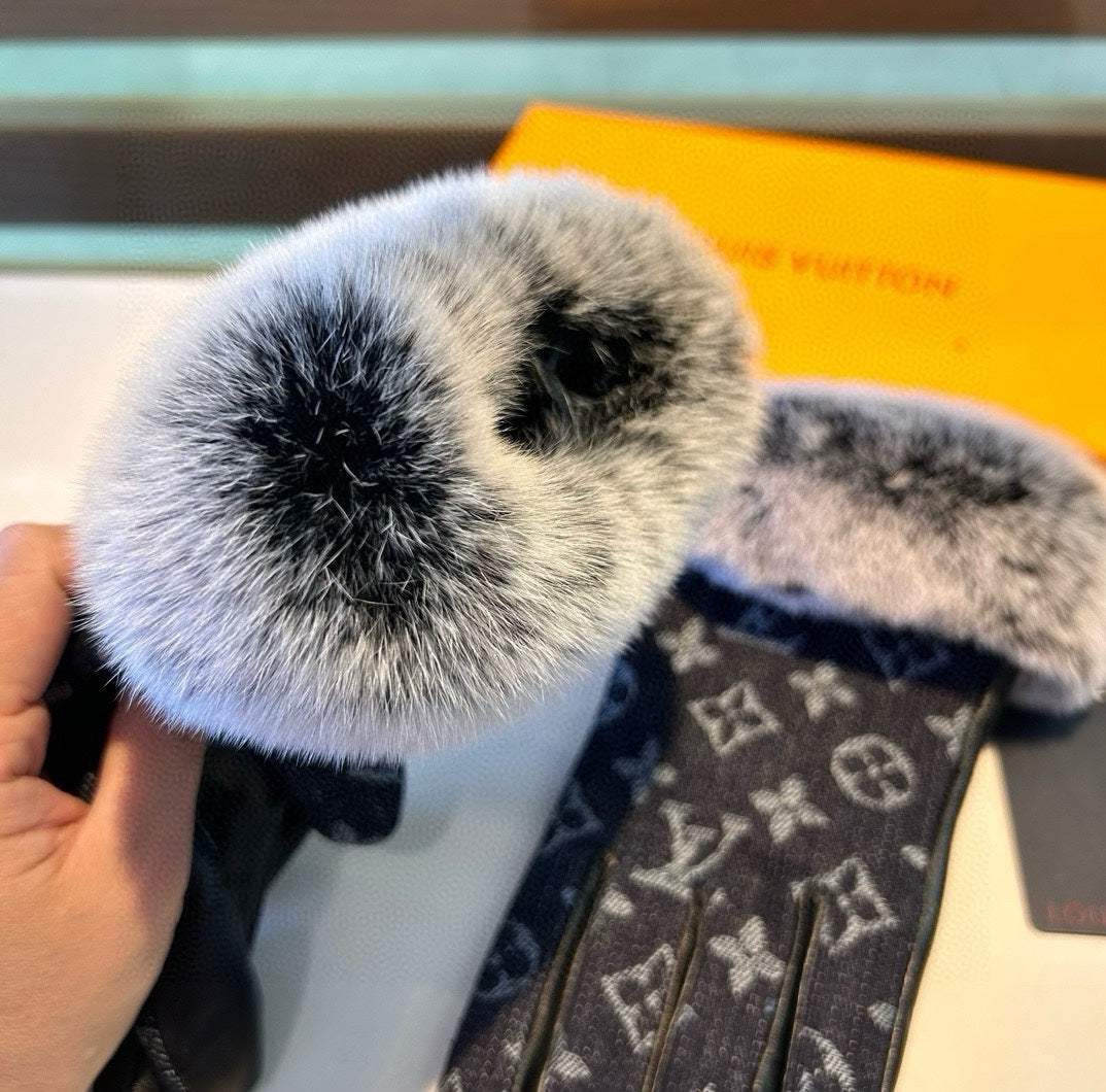 LOUIS VUITTON FINGERLESS GLOVES IN BLACK MONOGRAM DENIM AND LAMBSKIN WITH RABBIT FUR 458590