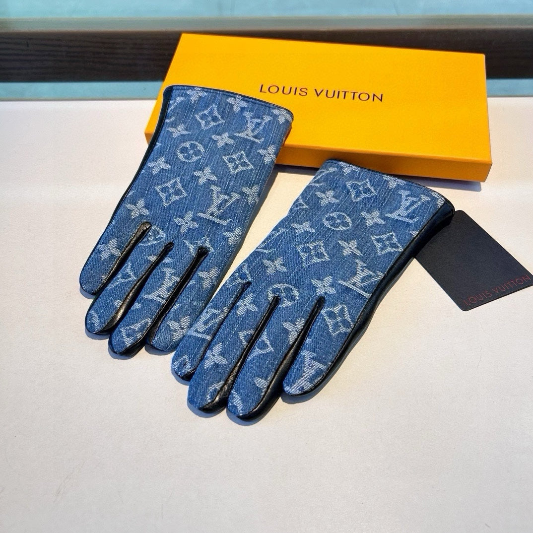 LOUIS VUITTON GLOVES IN ELECTRIC BLUE MONOGRAM DENIM AND BLACK LAMBSKIN 460110