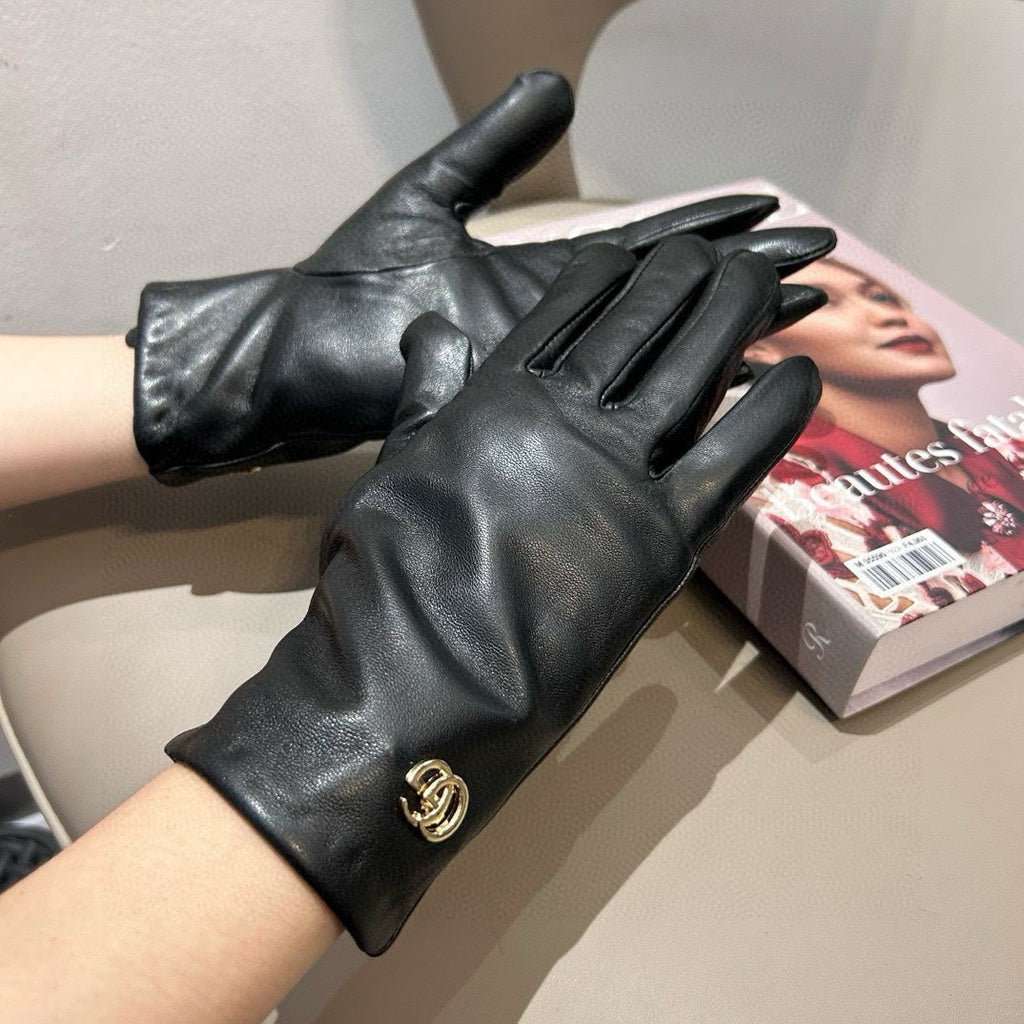 GUCCI TOUCHSCREEN GLOVES IN BLACK LAMBSKIN AND SHEARLING LINING 463863
