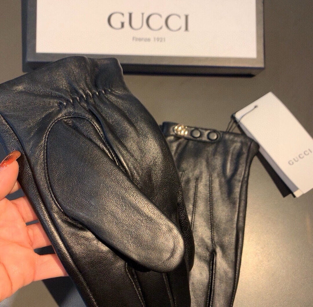 GUCCI GLOVES WITH DOUBLE BUTTONS IN BLACK LAMBSKIN AND FLEECE LINING 465013