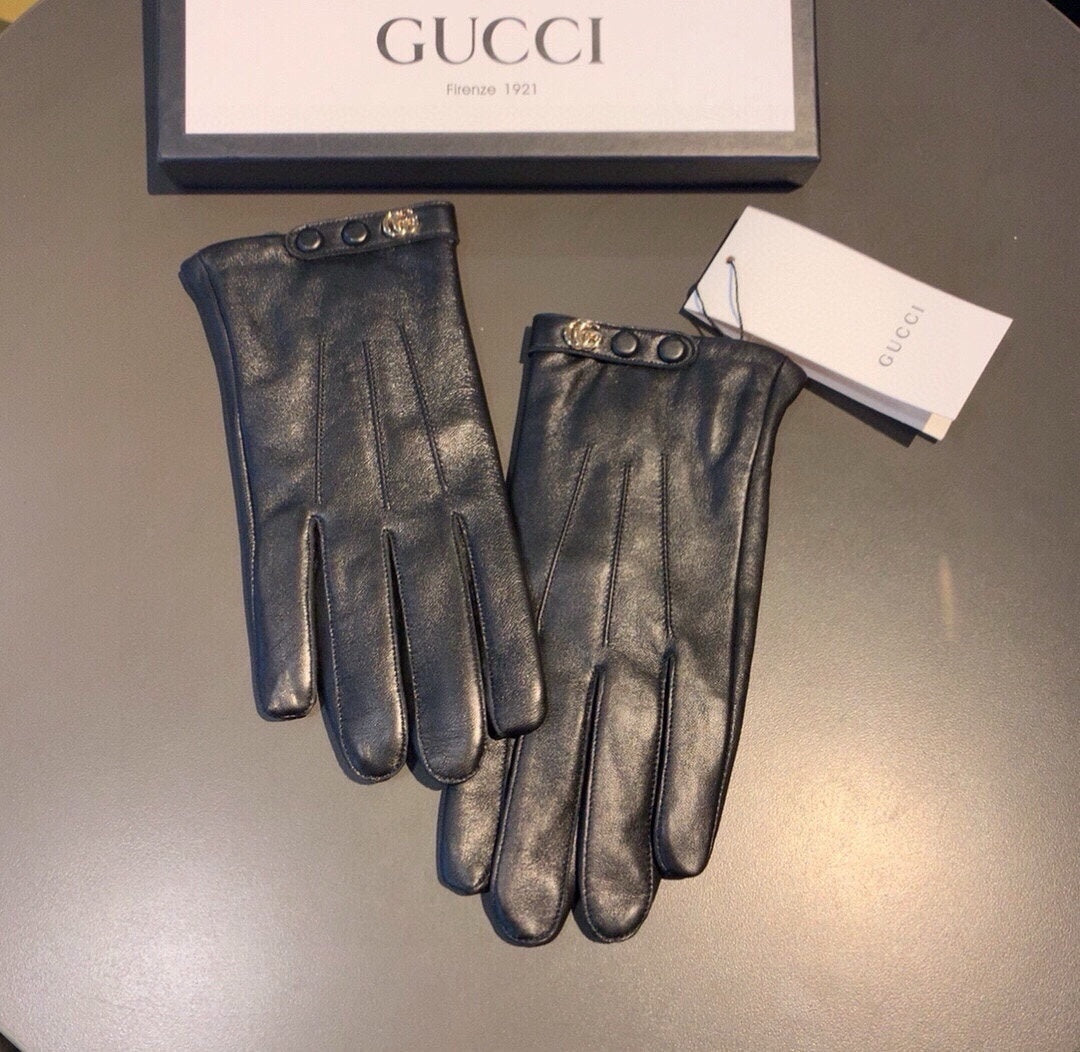 GUCCI GLOVES WITH DOUBLE BUTTONS IN BLACK LAMBSKIN AND FLEECE LINING 465013