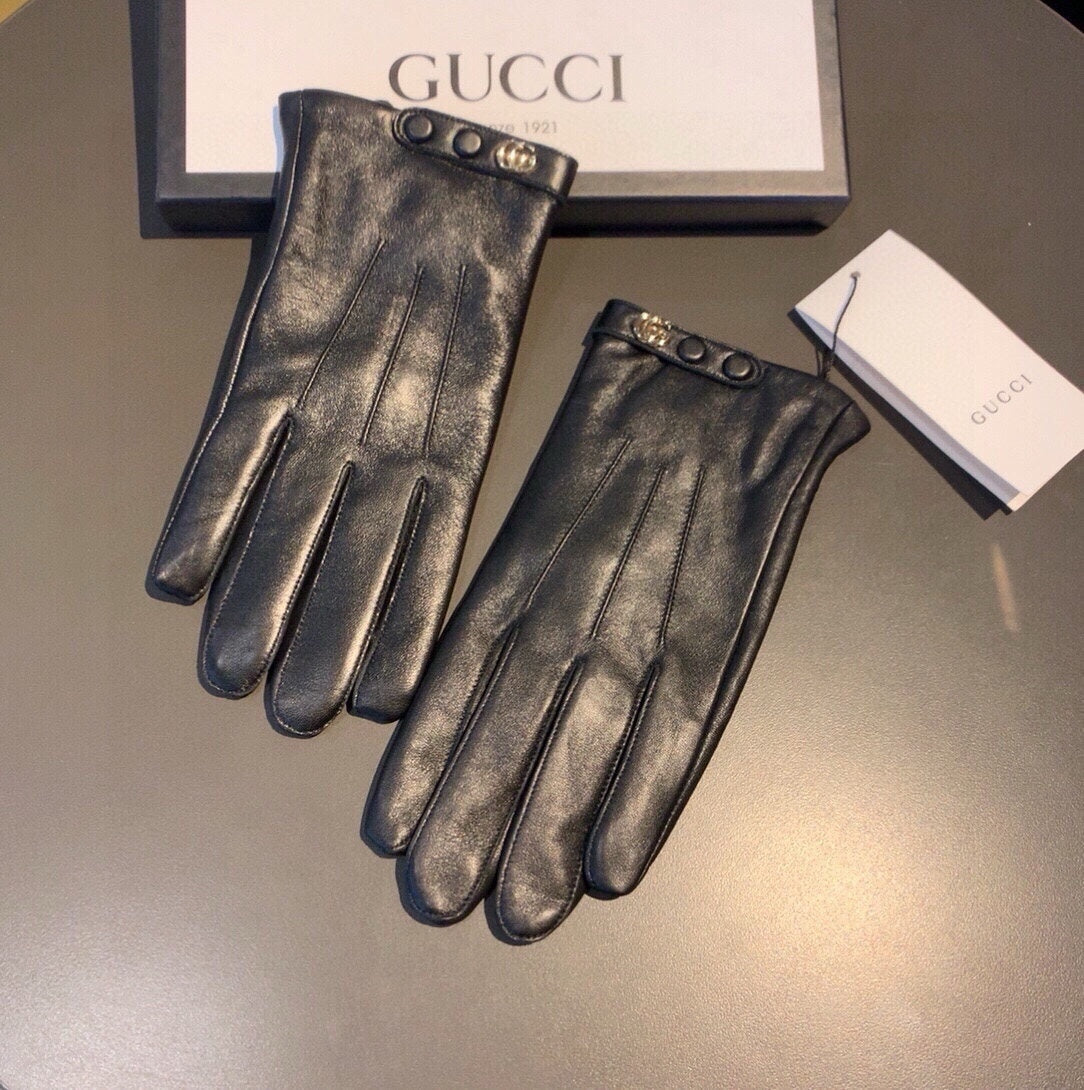 GUCCI GLOVES WITH DOUBLE BUTTONS IN BLACK LAMBSKIN AND FLEECE LINING 465013