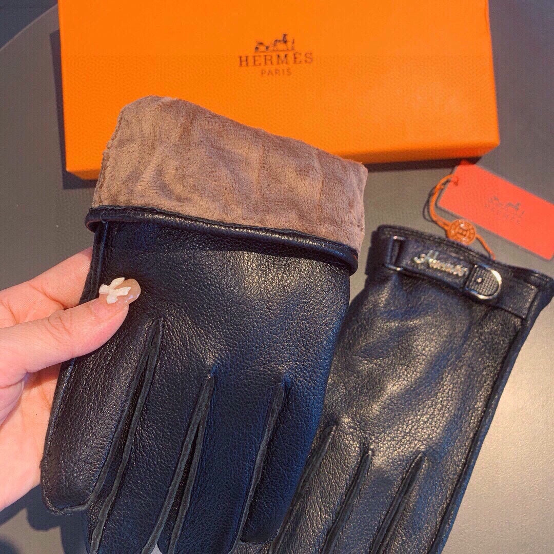 HERMES GLOVES IN BLACK DEERSKIN WITH LAMB FUR LINING 465015