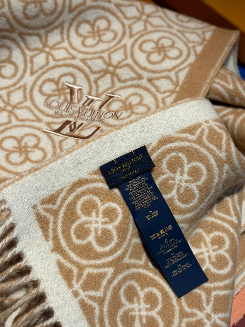 LOUIS VUITTON FLOWER MONOGRAM SCARF 180 CM IN TORTILLA BROWN MIX WHITE CASHMERE 388304