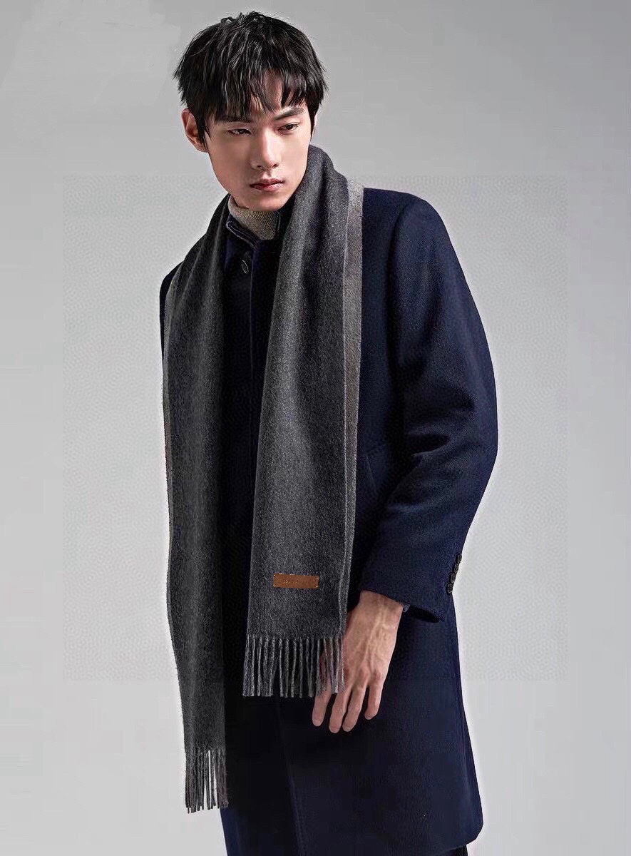 LOUIS VUITTON SCARF 180 CM IN BLACK CASHMERE 396477
