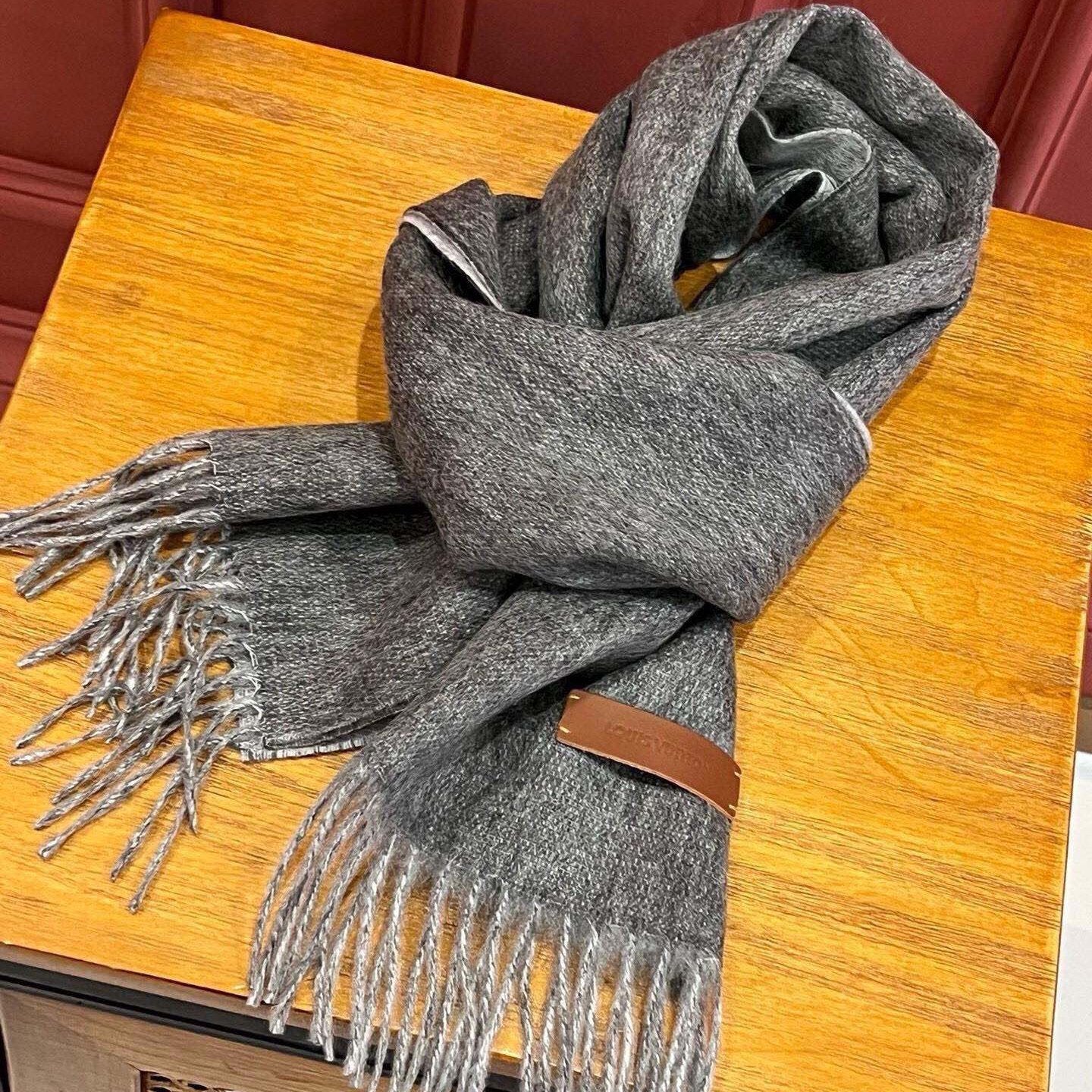LOUIS VUITTON SCARF 180 CM IN DARK GRAY CASHMERE 396480