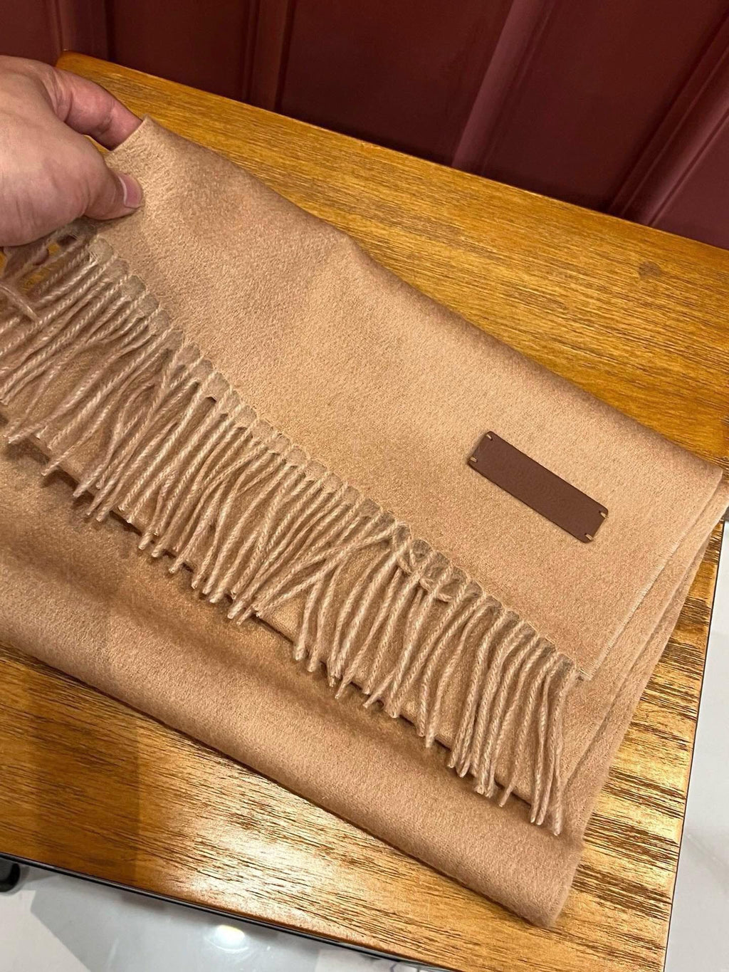 LOUIS VUITTON SCARF 180 CM IN MEDIUM BROWN CASHMERE 396482