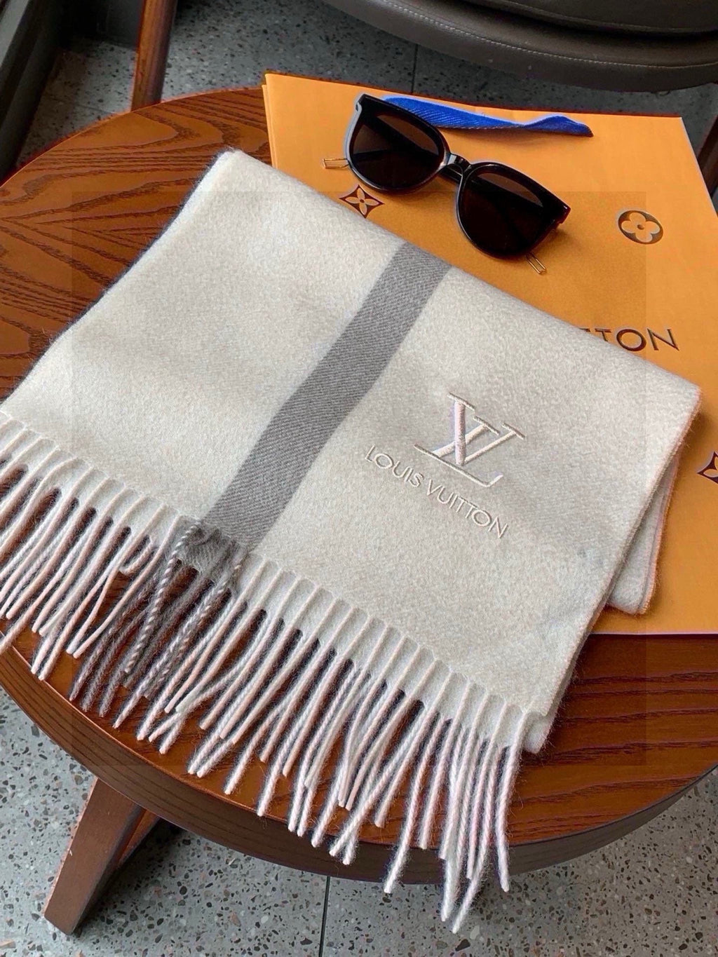 LOUIS VUITTON SCARF 170 CM IN BEIGE CASHMERE 399930