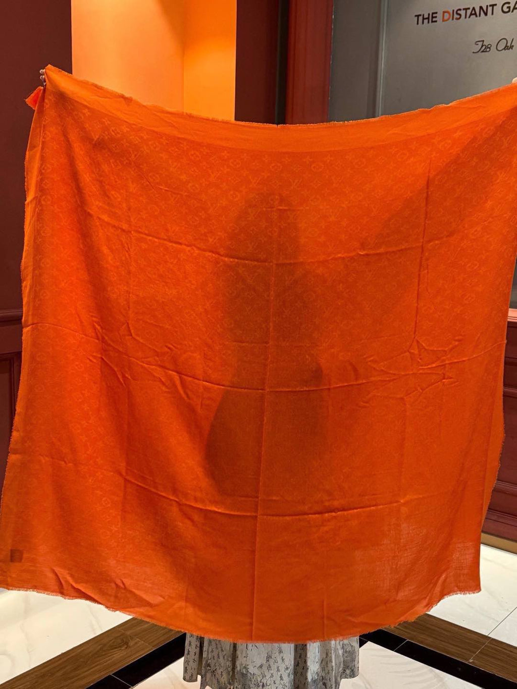 LOUIS VUITTON LV SCARF 140 CM IN CASHMERE 721462
