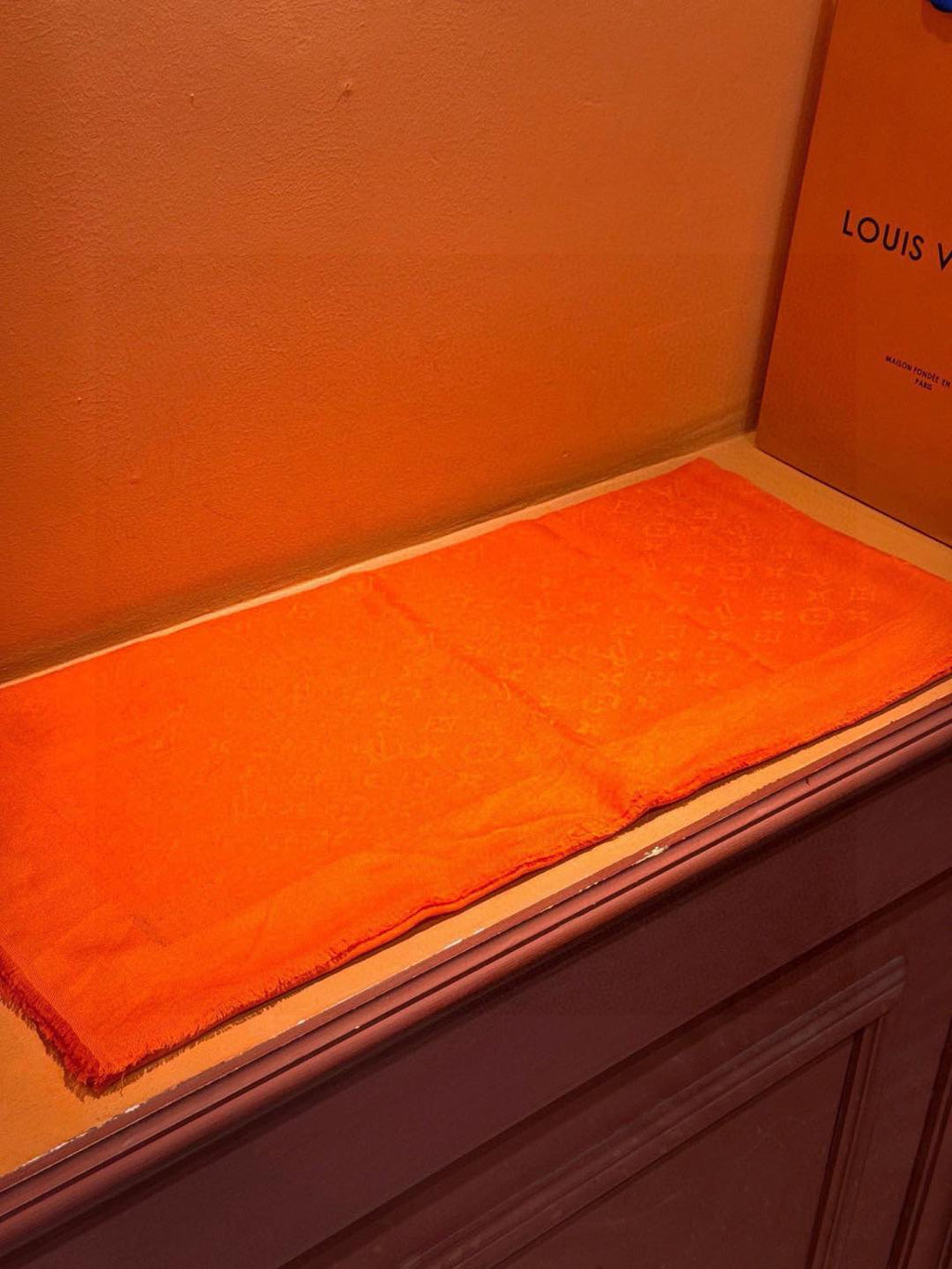 LOUIS VUITTON LV SCARF 140 CM IN CASHMERE 721462
