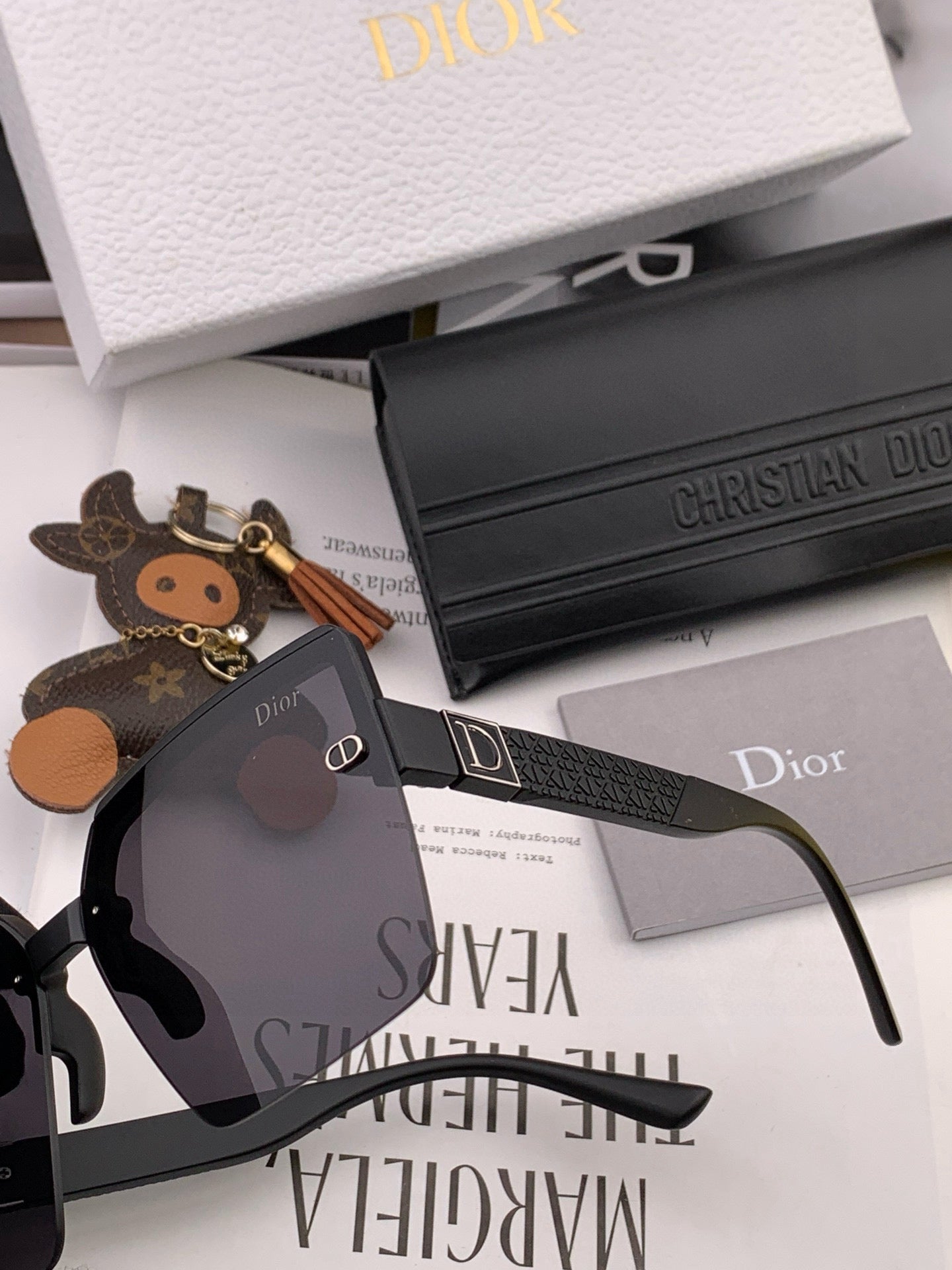 DIOR MONTAIGNE SUNGLASS D9805 IN ACETATE