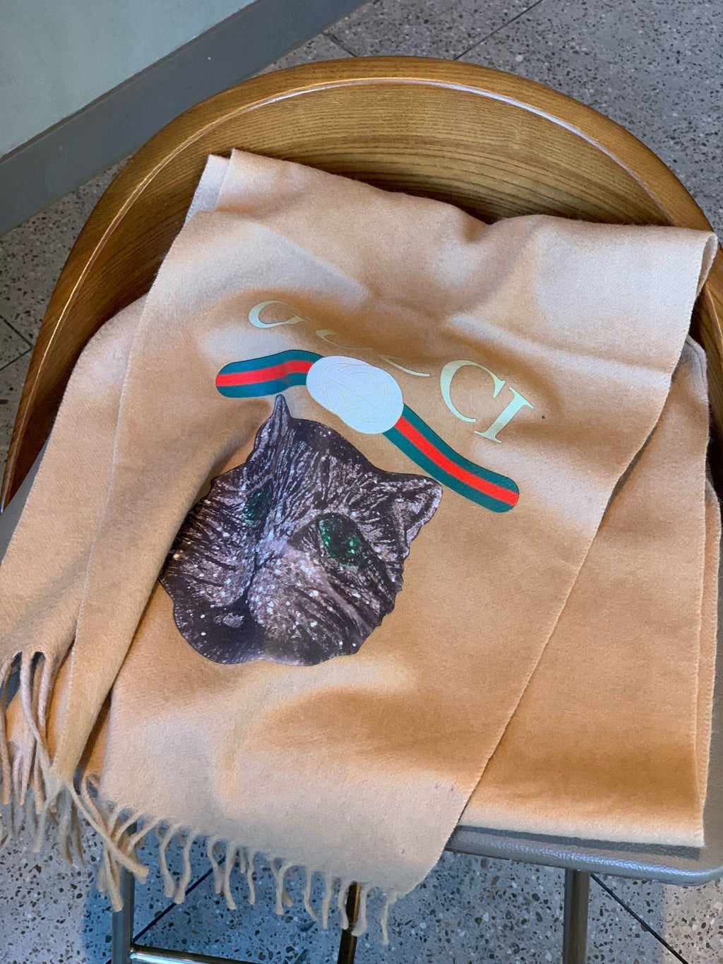 GUCCI 25S SCARF 180 IN CASHMERE 583606