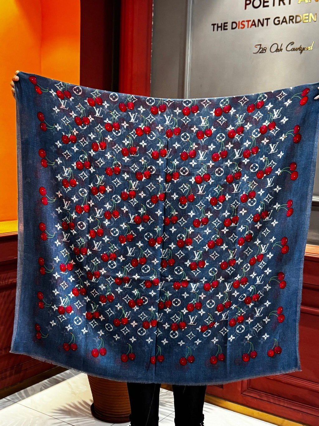 LOUIS VUITTON LV SCARF 200 CM IN CASHMERE 728982