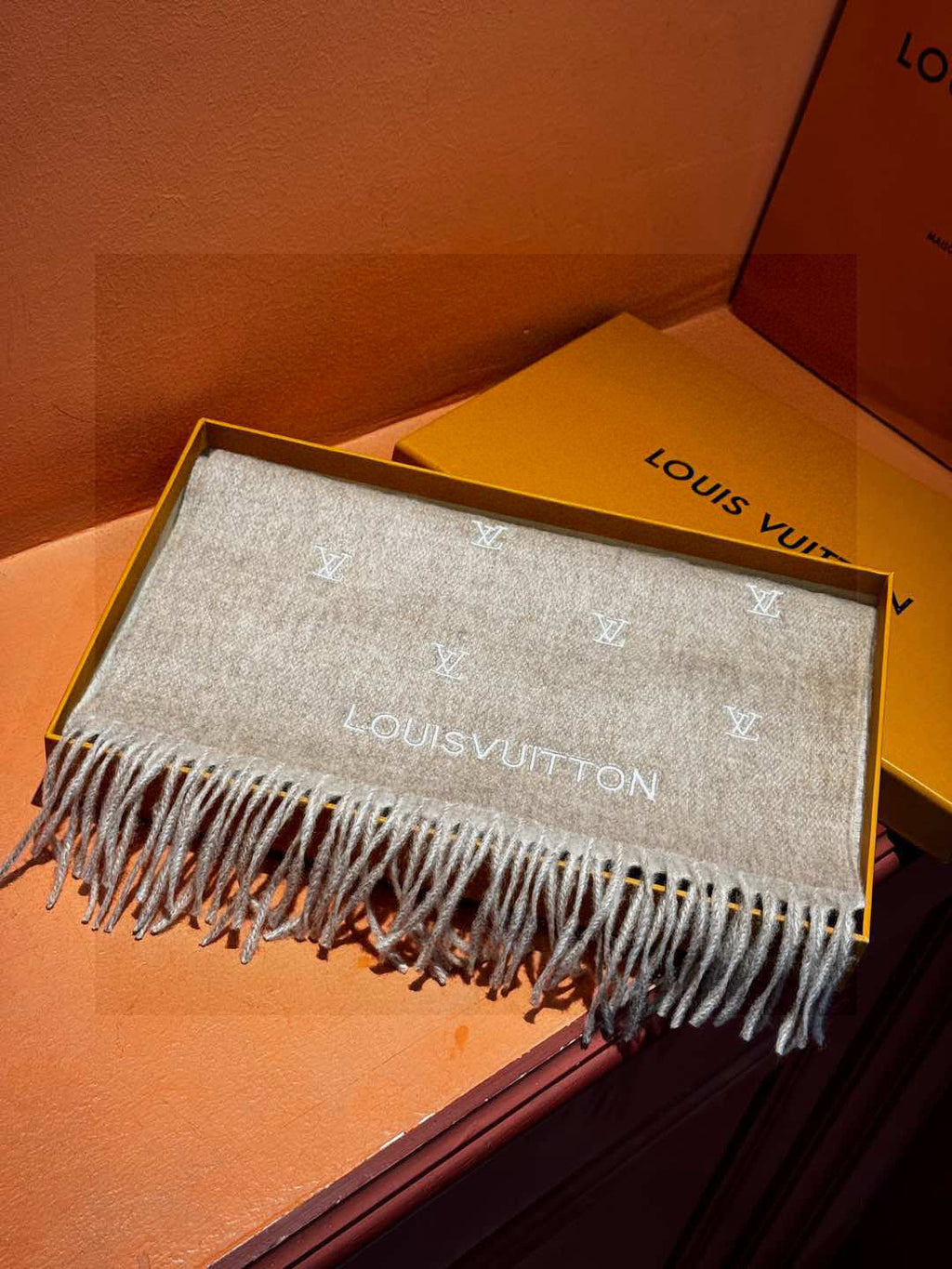 LOUIS VUITTON LV SCARF 180 CM IN CASHMERE 730568