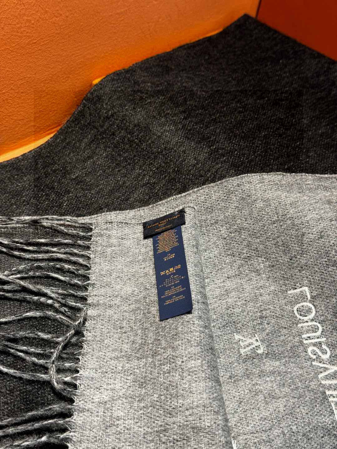 LOUIS VUITTON LV SCARF 180 CM IN CASHMERE 730575