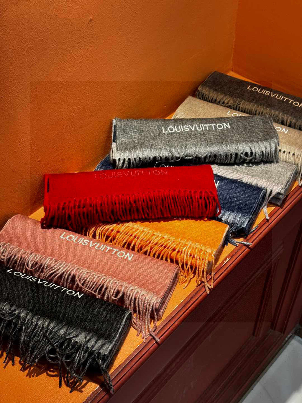 LOUIS VUITTON LV SCARF 180 CM IN CASHMERE 730576