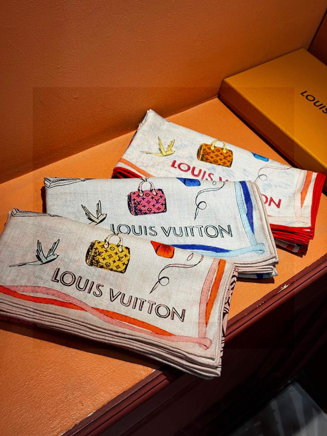 LOUIS VUITTON LV SCARF 140 CM IN WOOL MIX SILK 735798