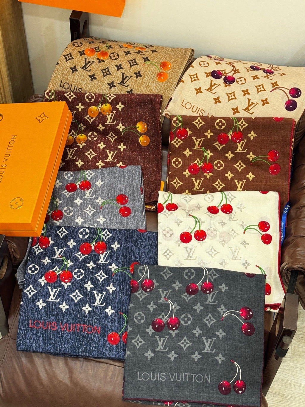 LOUIS VUITTON LV SCARF 140 CM IN WOOL MIX SILK 737265