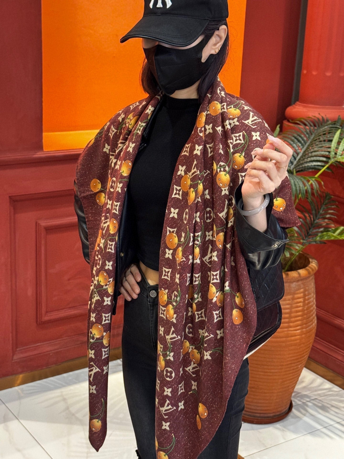 LOUIS VUITTON LV SCARF 140 CM IN WOOL MIX SILK 737266