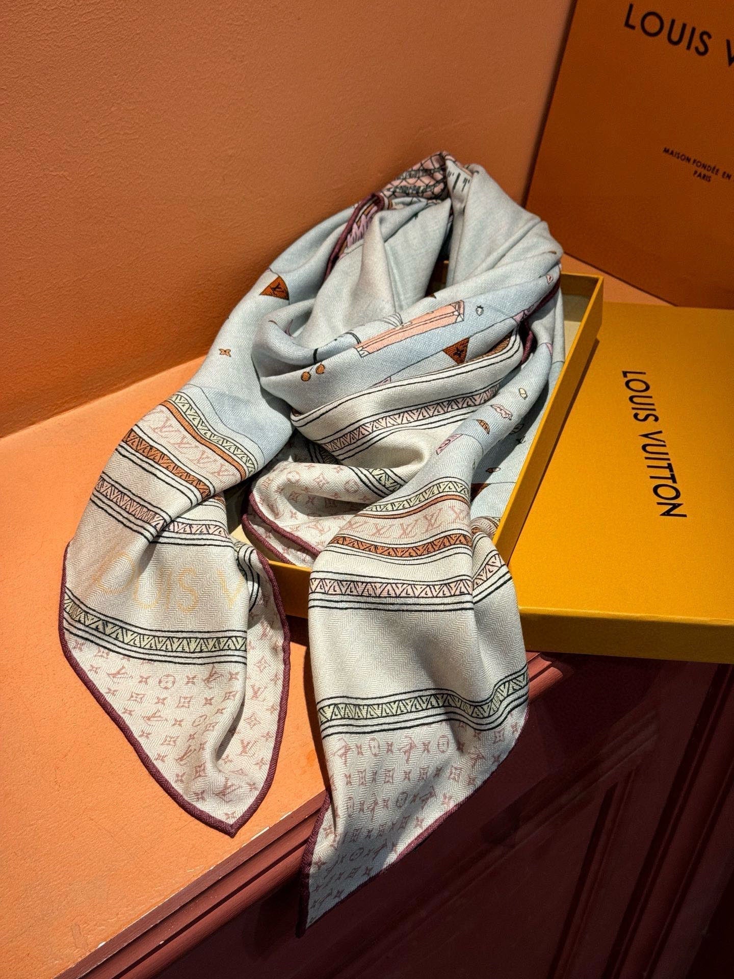 LOUIS VUITTON LV SCARF 140 CM IN SILK-CASHMERE BLEND 737276