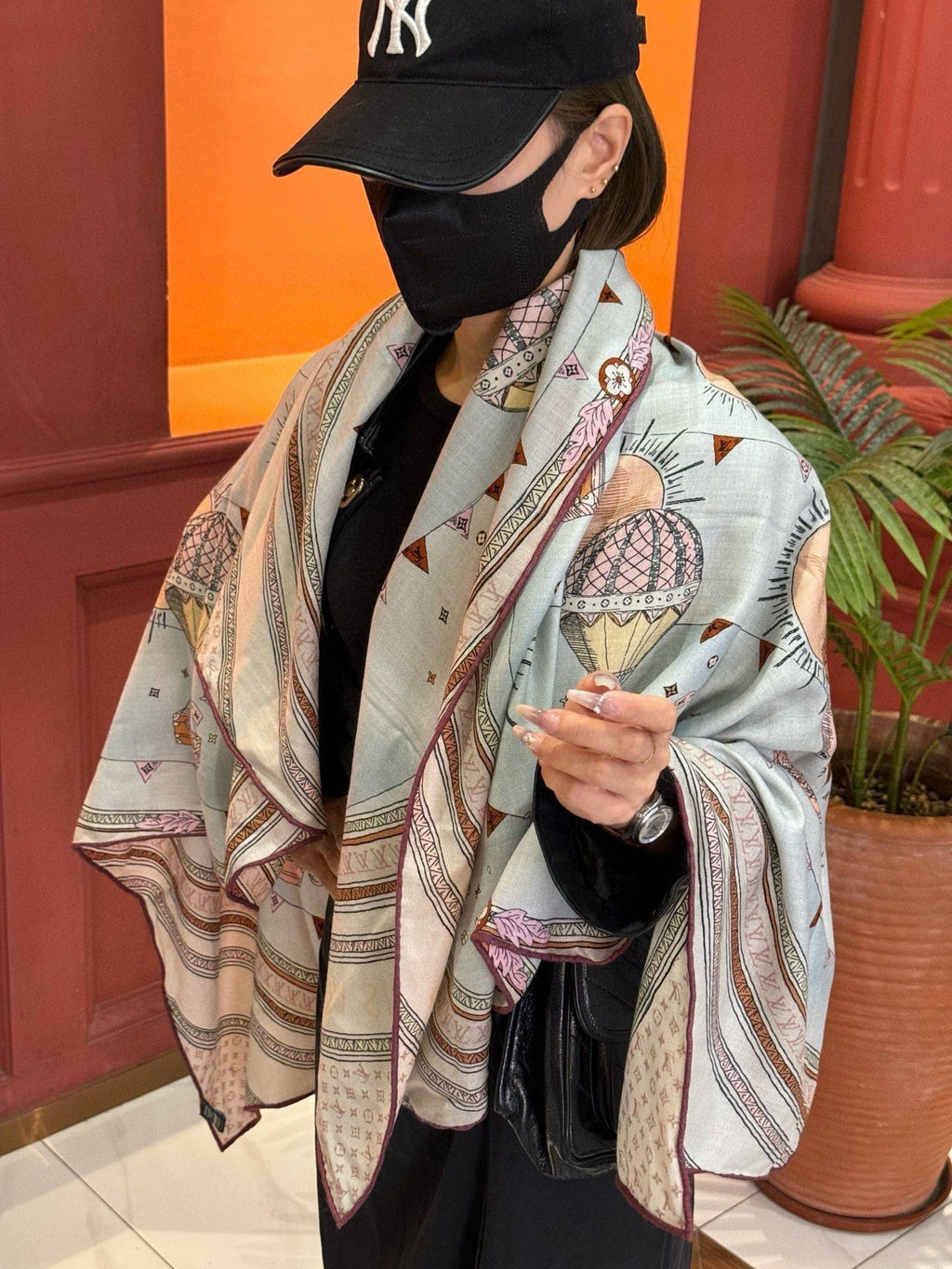 LOUIS VUITTON LV SCARF 140 CM IN SILK-CASHMERE BLEND 737276