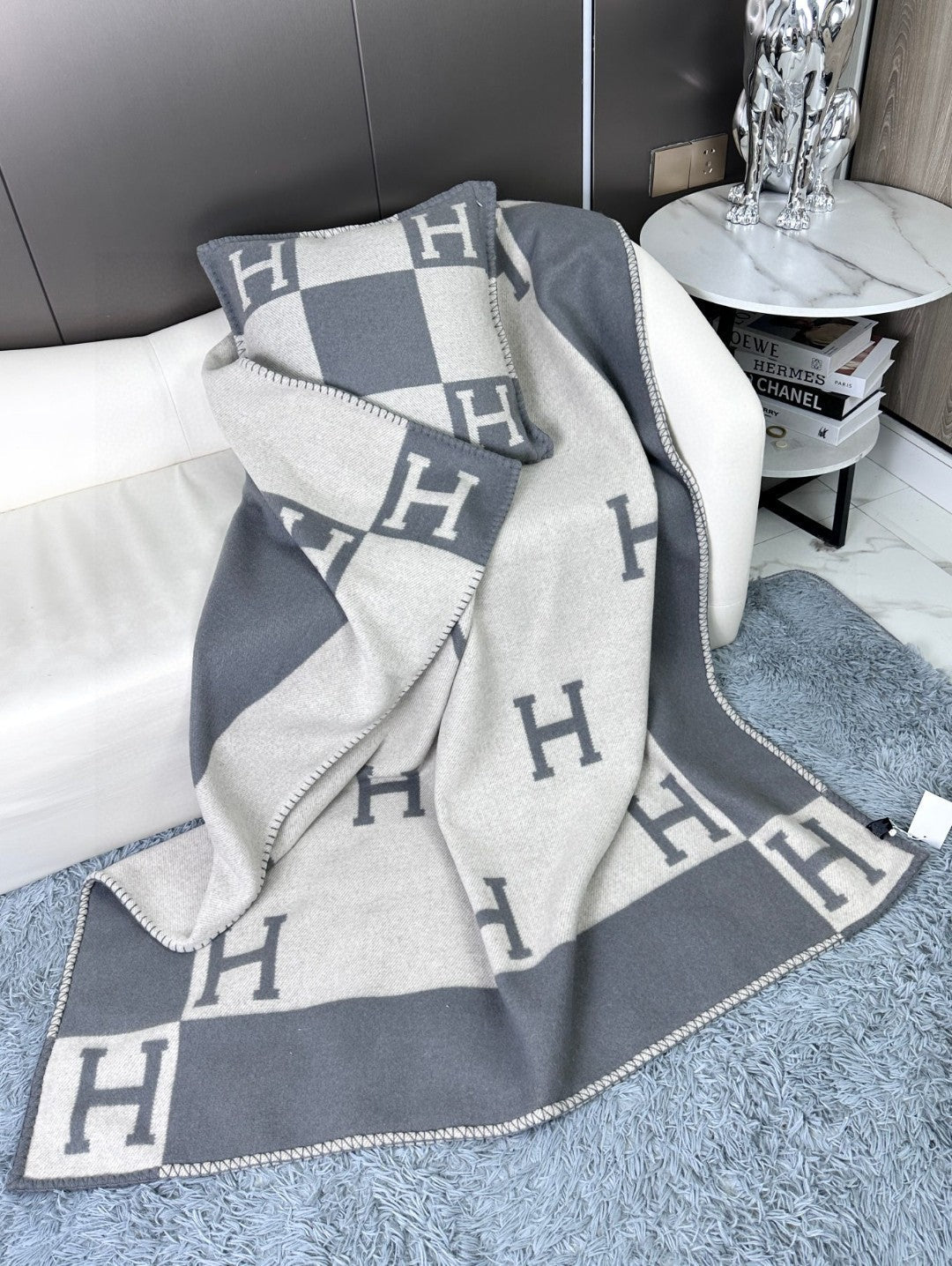 HERMES AVALON THROW BLANKET 170 CM IN COOL GRAY CASERE 294471