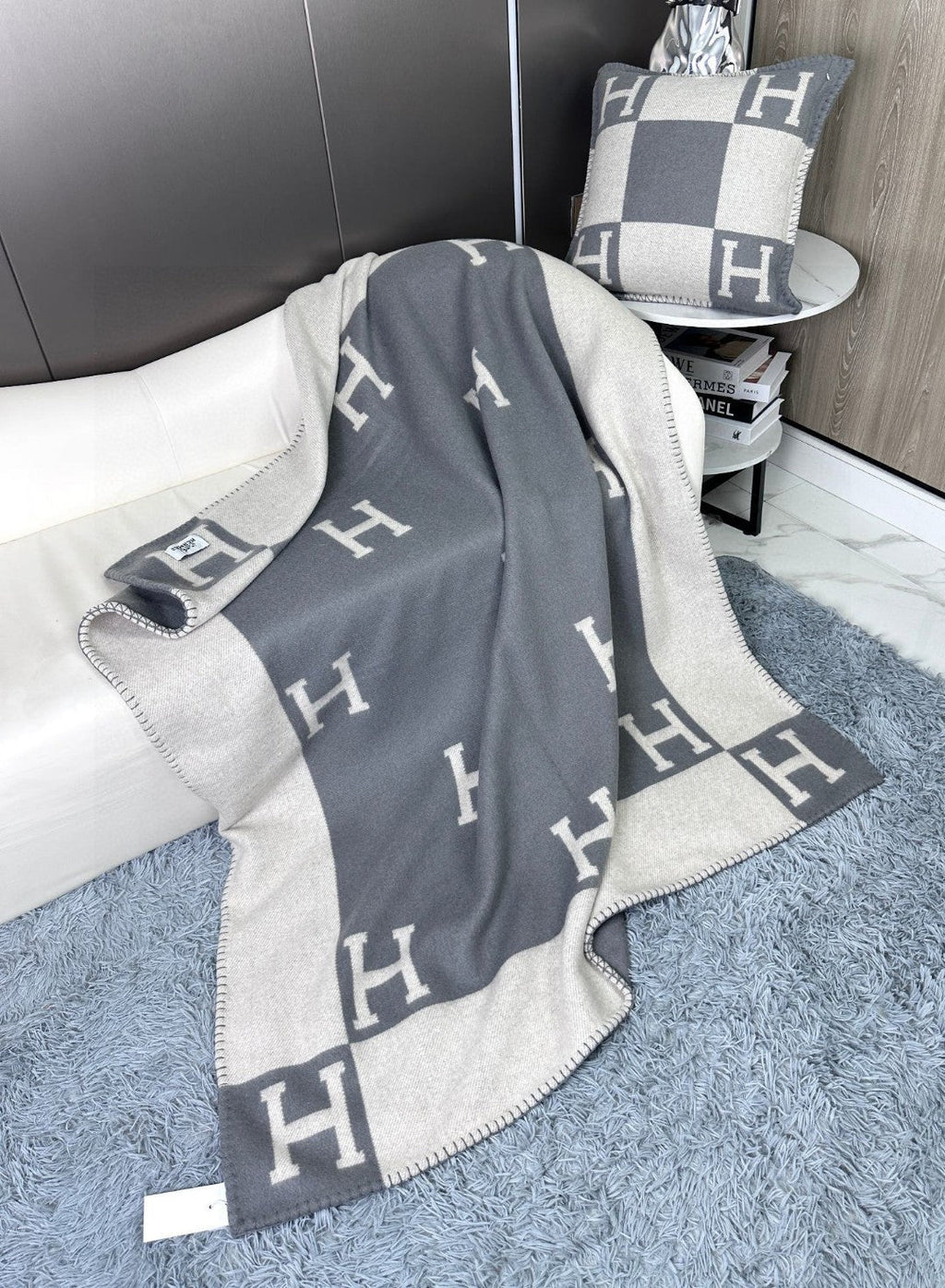 HERMES AVALON THROW BLANKET 170 CM IN COOL GRAY CASERE 294471