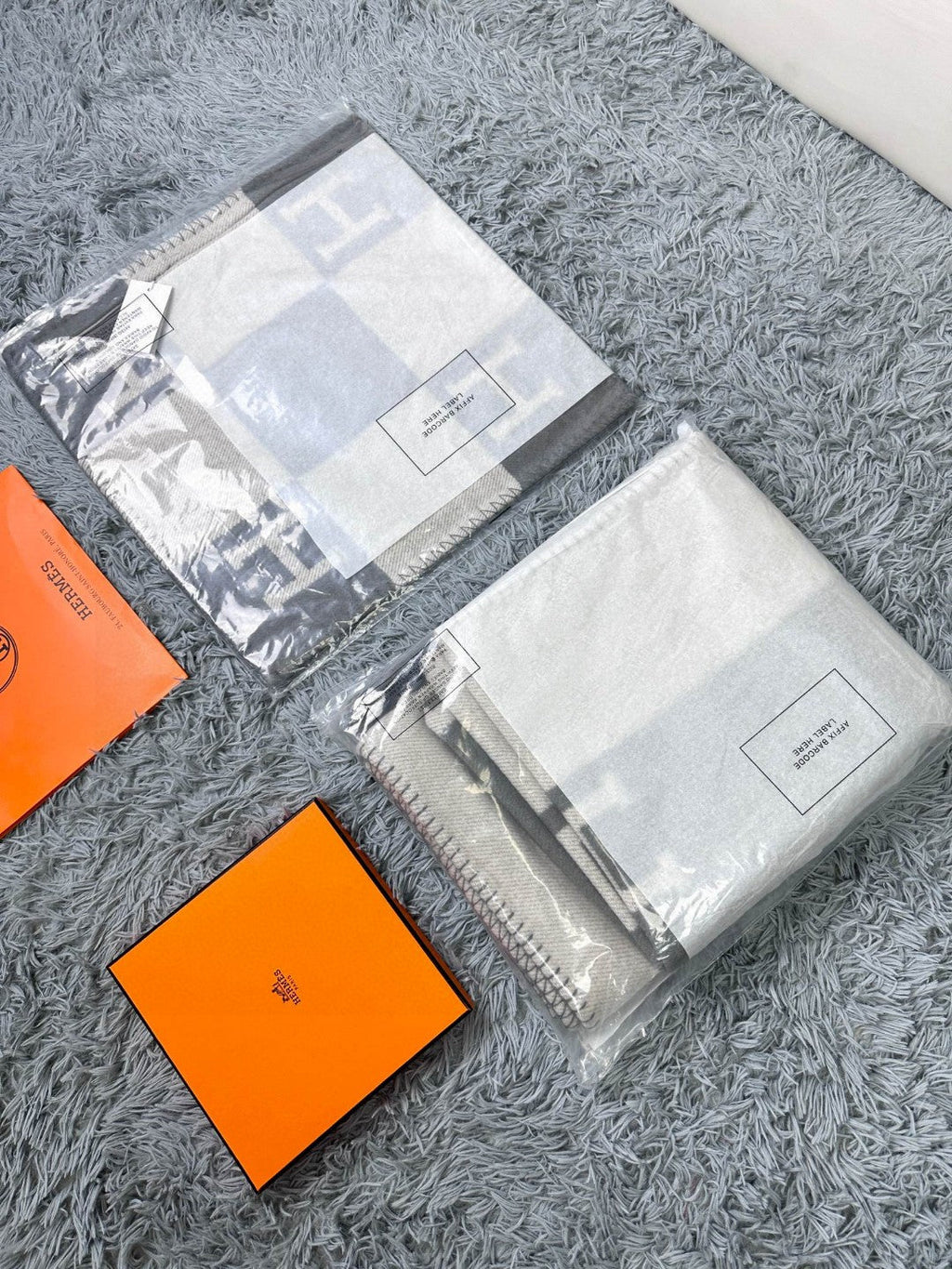 HERMES AVALON THROW BLANKET 170 CM IN COOL GRAY CASERE 294471