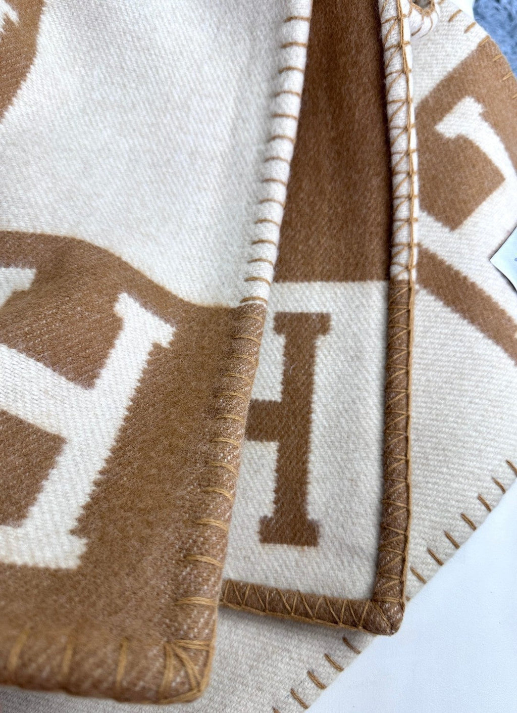 HERMES AVALON THROW BLANKET 170 CM IN CIDER BROWN CASERE 294473