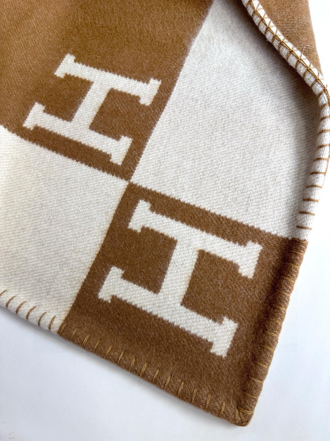 HERMES AVALON THROW BLANKET 170 CM IN CIDER BROWN CASERE 294473