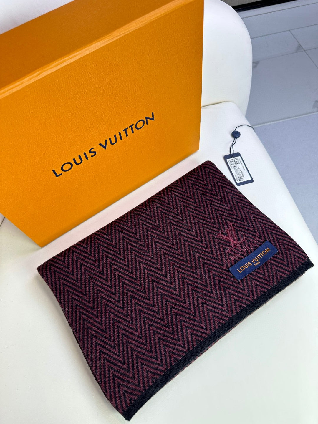 LOUIS VUITTON SCARF 180 CM IN WINE PURPLE CASHMERE 393154