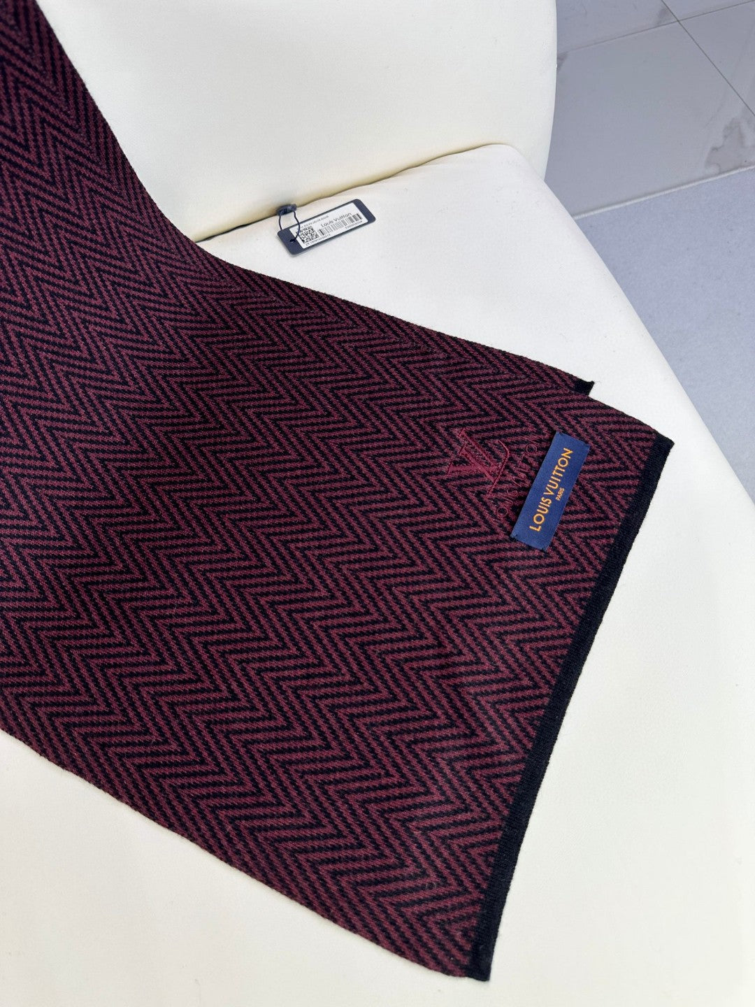 LOUIS VUITTON SCARF 180 CM IN WINE PURPLE CASHMERE 393154