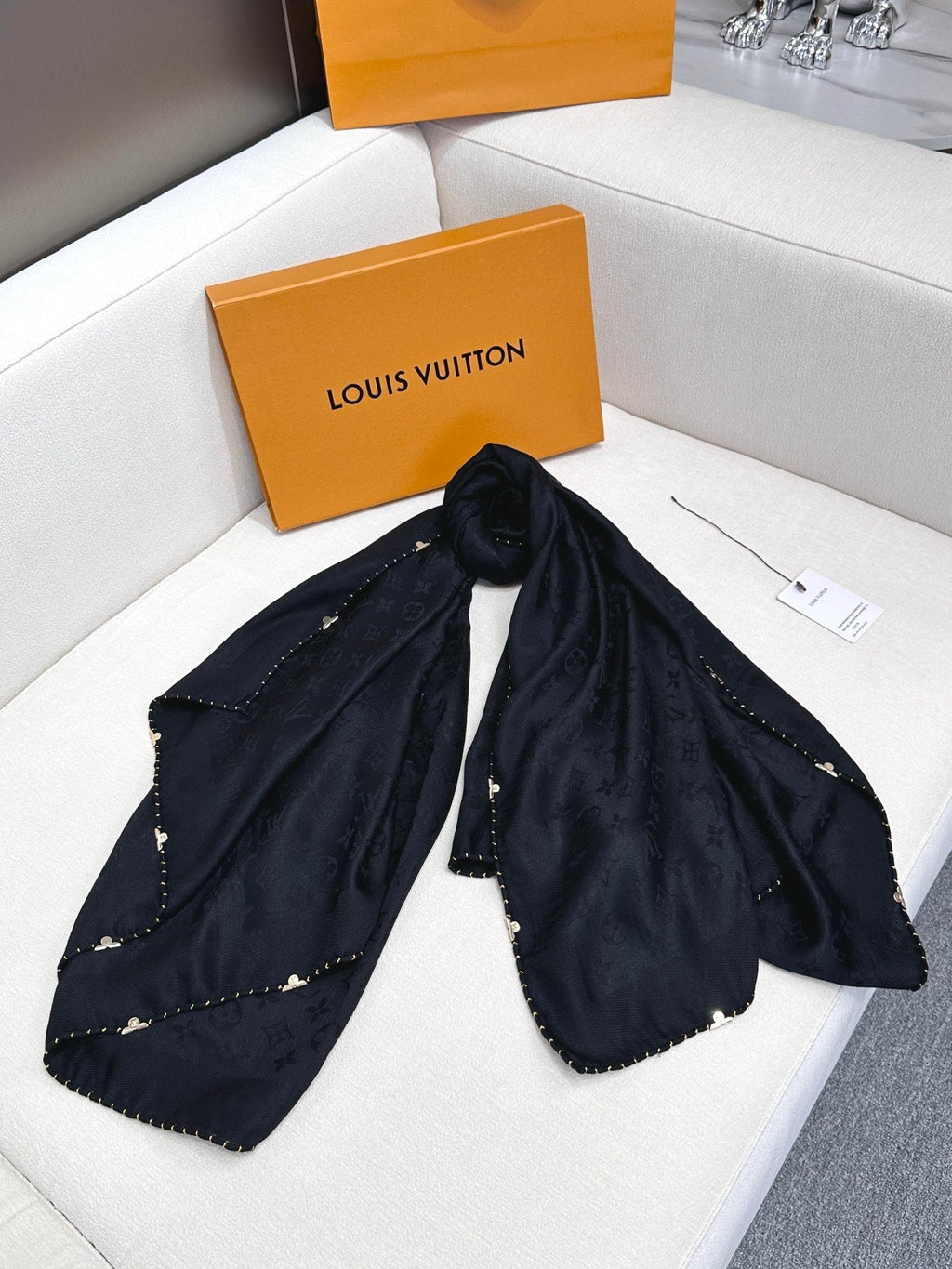 LOUIS VUITTON EVERMORE SCARF 140 CM IN BLACK SILK AND WOOL 393156