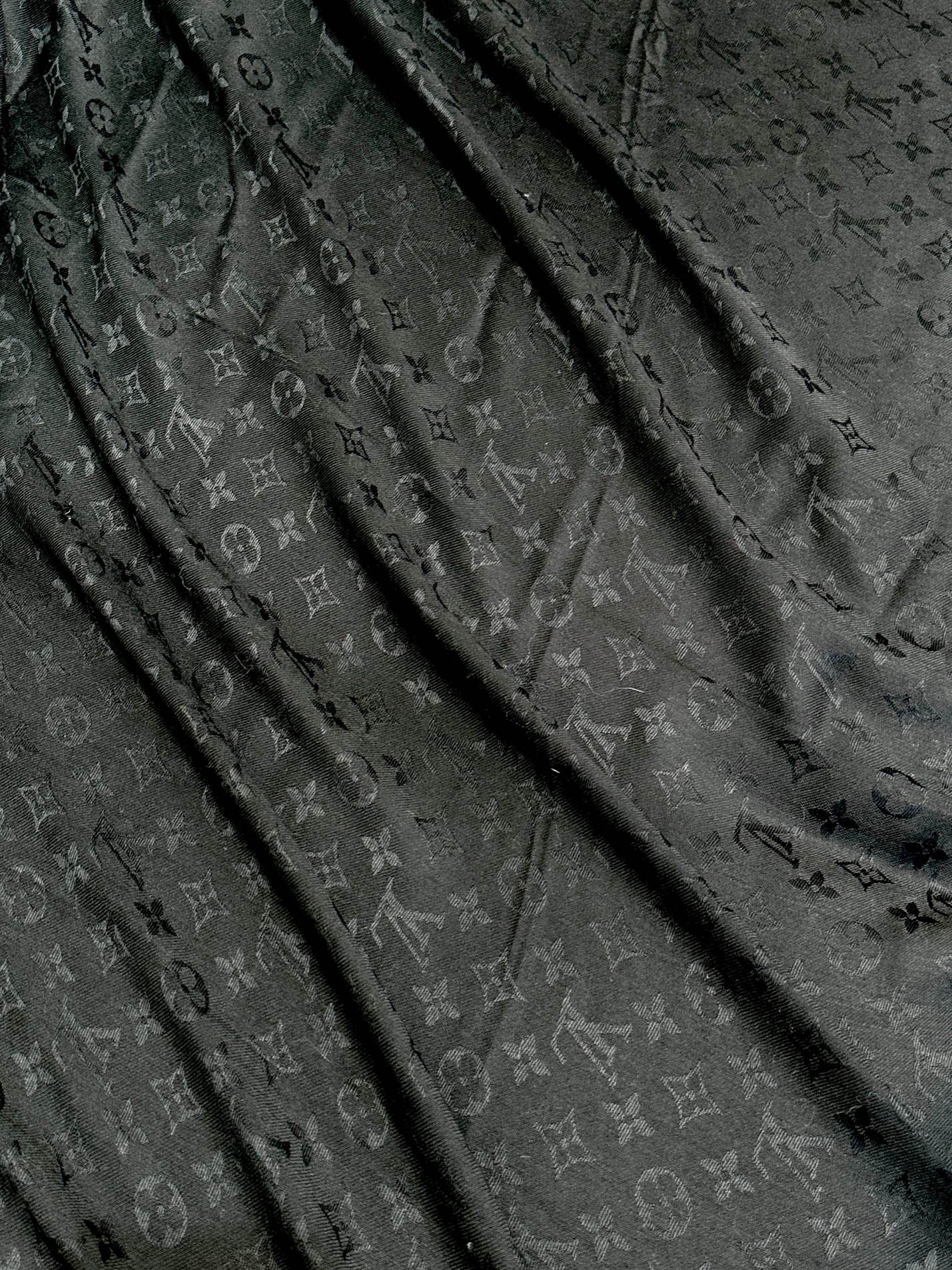 LOUIS VUITTON EVERMORE SCARF 140 CM IN BLACK SILK AND WOOL 393156