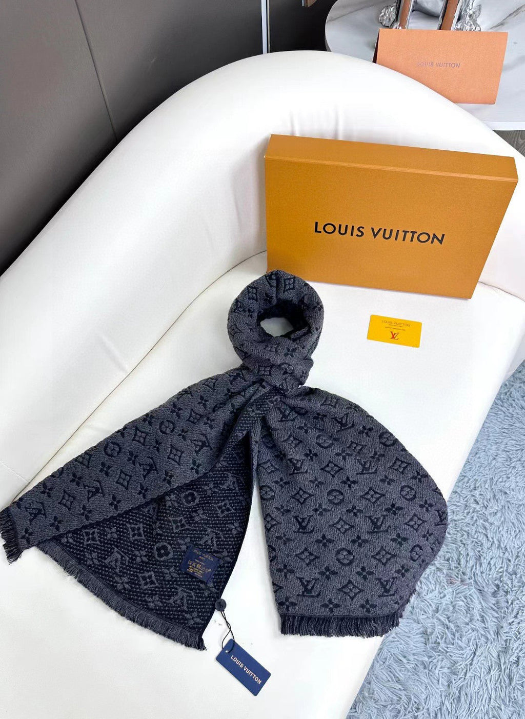 LOUIS VUITTON SCARF 180 CM IN PRUSSIAN BLUE CLASSIC MONOGRAM CASHMERE 396439