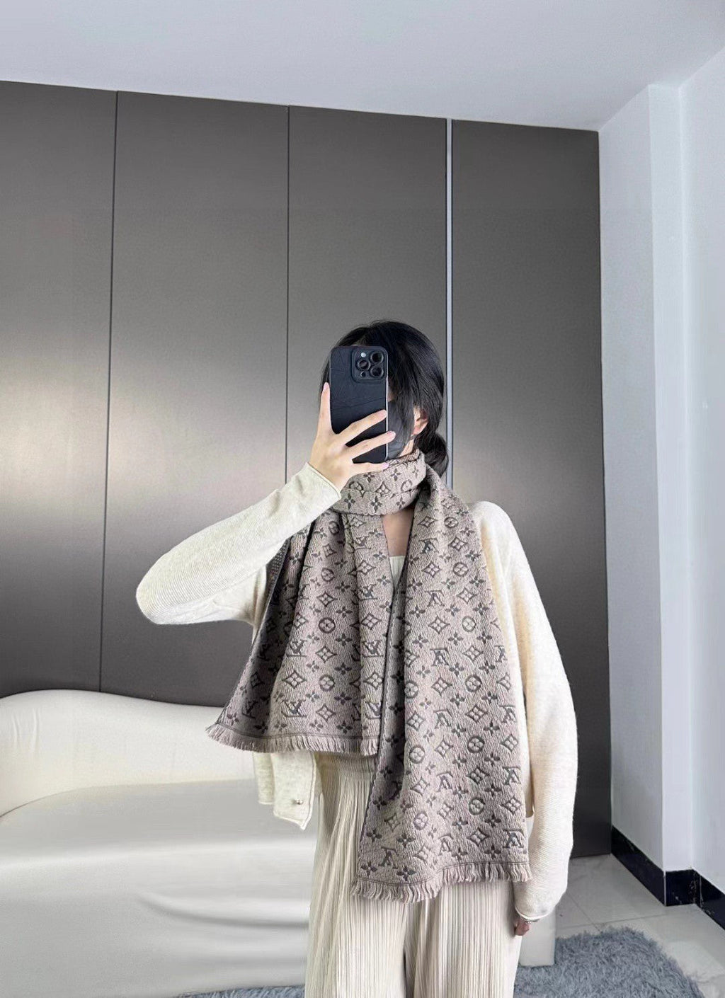 LOUIS VUITTON SCARF 180 CM IN KHAKI BROWN CLASSIC MONOGRAM CASHMERE 396440