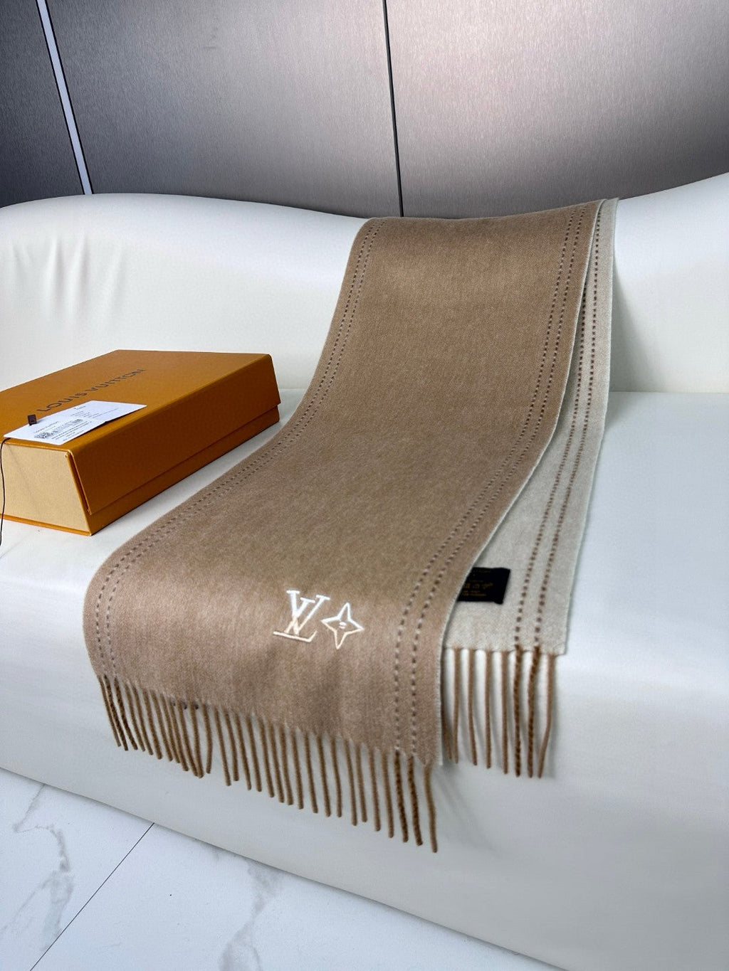 LOUIS VUITTON DUAL SCARF 180 CM IN MEDIUM BROWN CASHMERE 398377