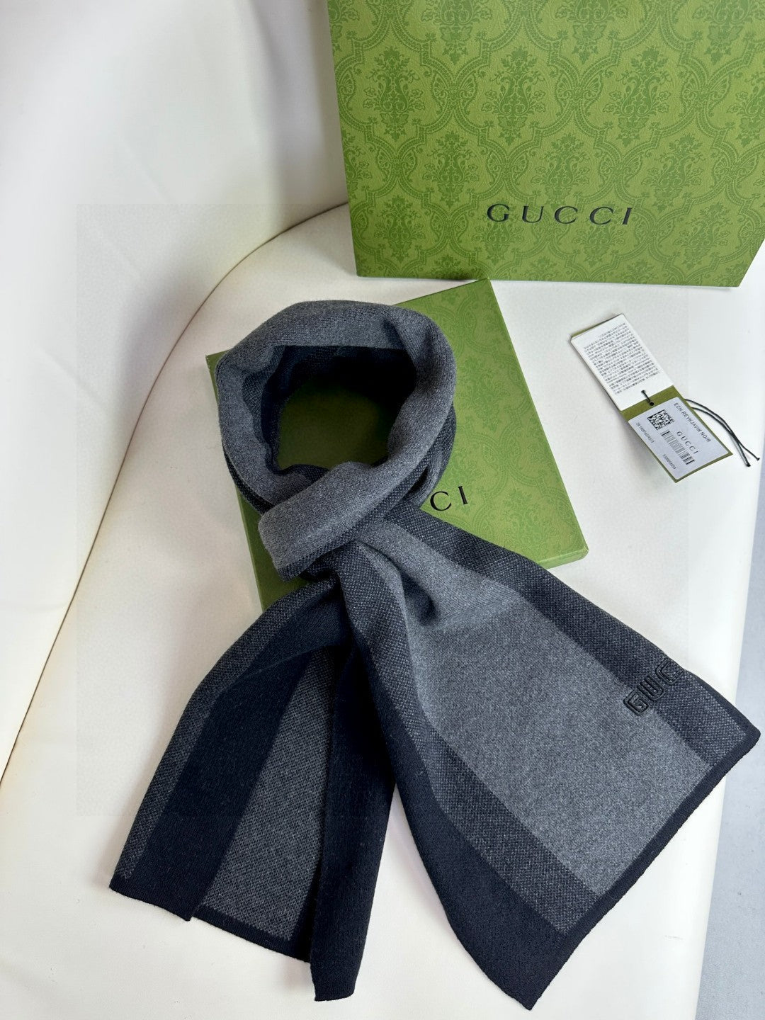 GUCCI SCARF 180 CM IN BLACK MIX DARK GRAY CASHMERE 398446
