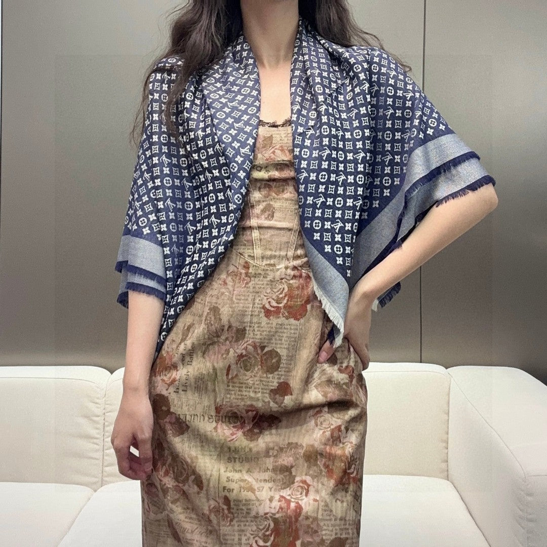 LOUIS VUITTON LV SCARF 120 CM IN WOOL MIX SILK 737298