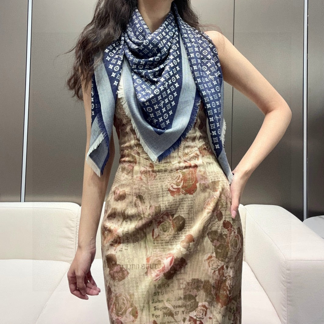 LOUIS VUITTON LV SCARF 120 CM IN WOOL MIX SILK 737298
