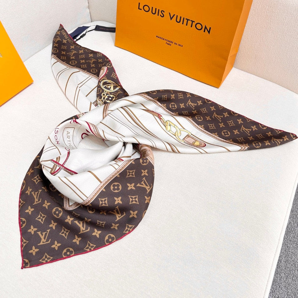 LOUIS VUITTON LV SCARF 90 CM IN SILK 737304