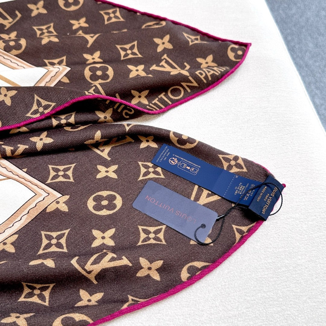 LOUIS VUITTON LV SCARF 140 CM IN SILK 721536