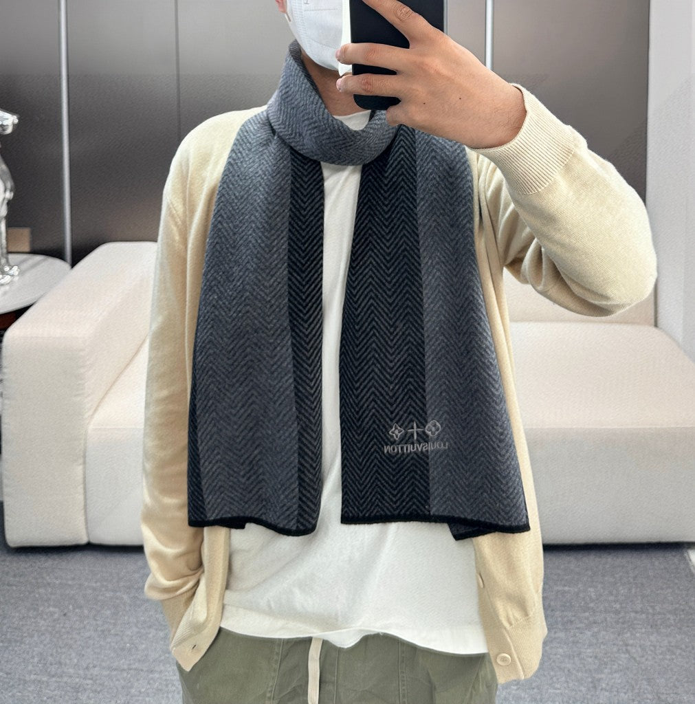 LOUIS VUITTON LV SCARF 180 CM IN CASHMERE 714295