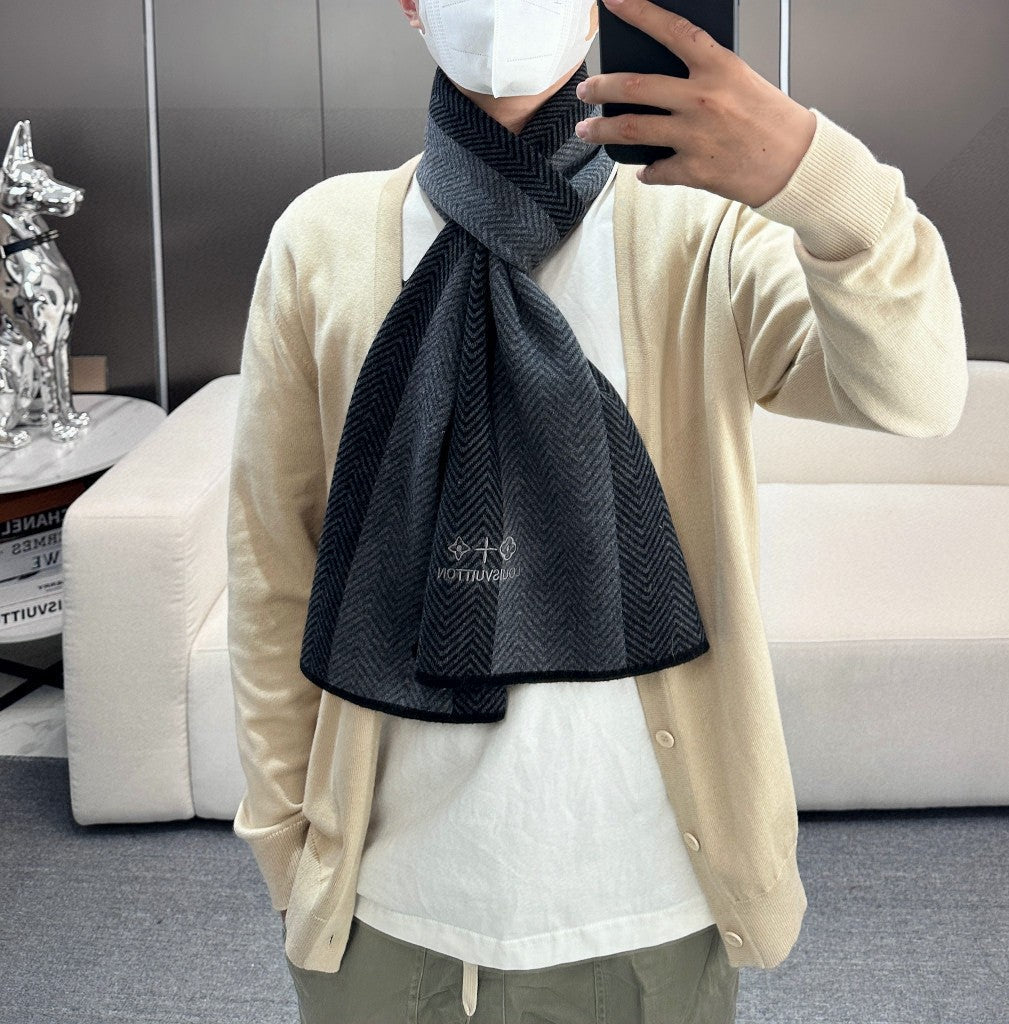 LOUIS VUITTON LV SCARF 180 CM IN CASHMERE 714295