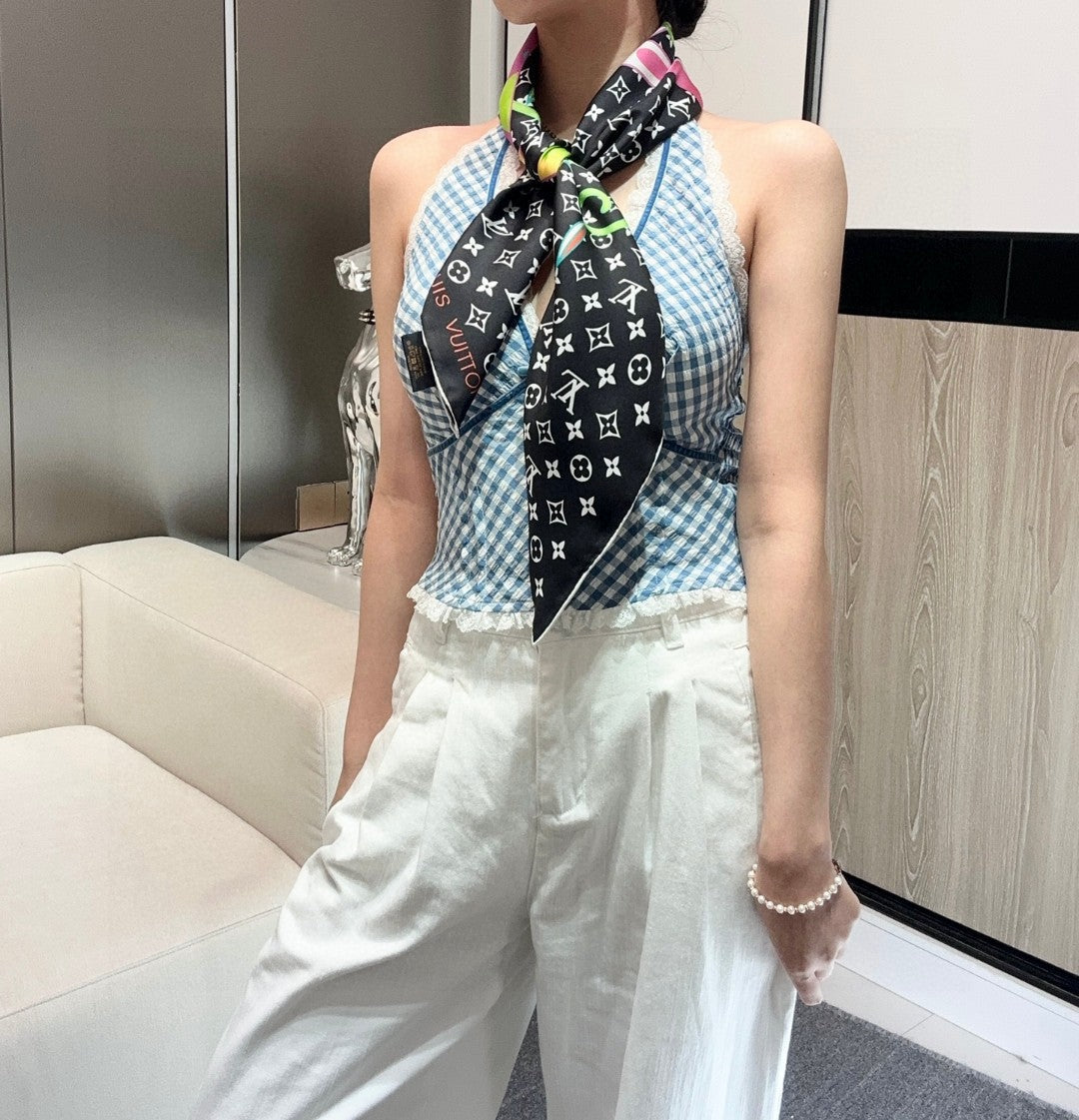 LOUIS VUITTON LV SCARF 90 CM IN SILK 733947