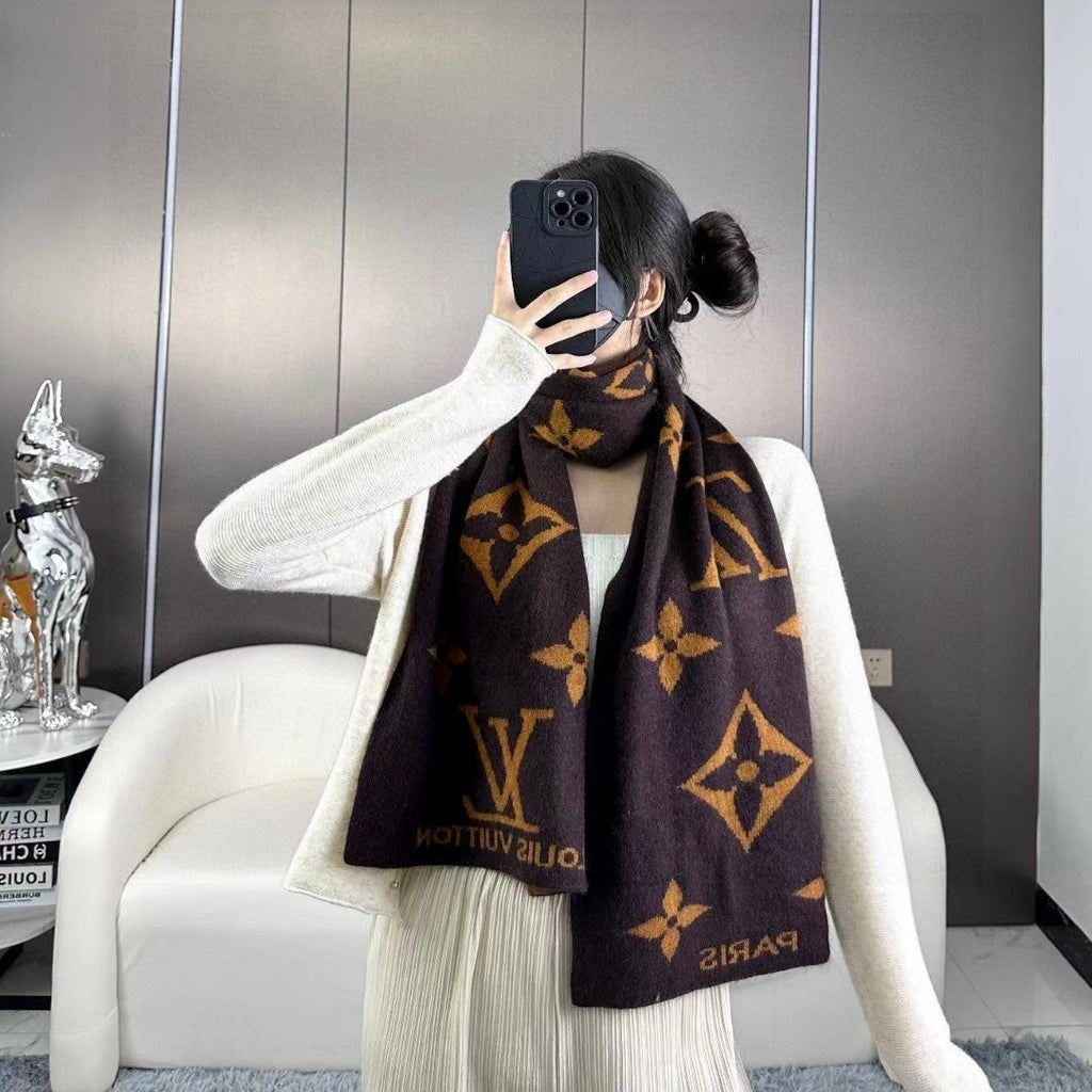 LOUIS VUITTON LV SCARF 180 CM IN CASHMERE 700779