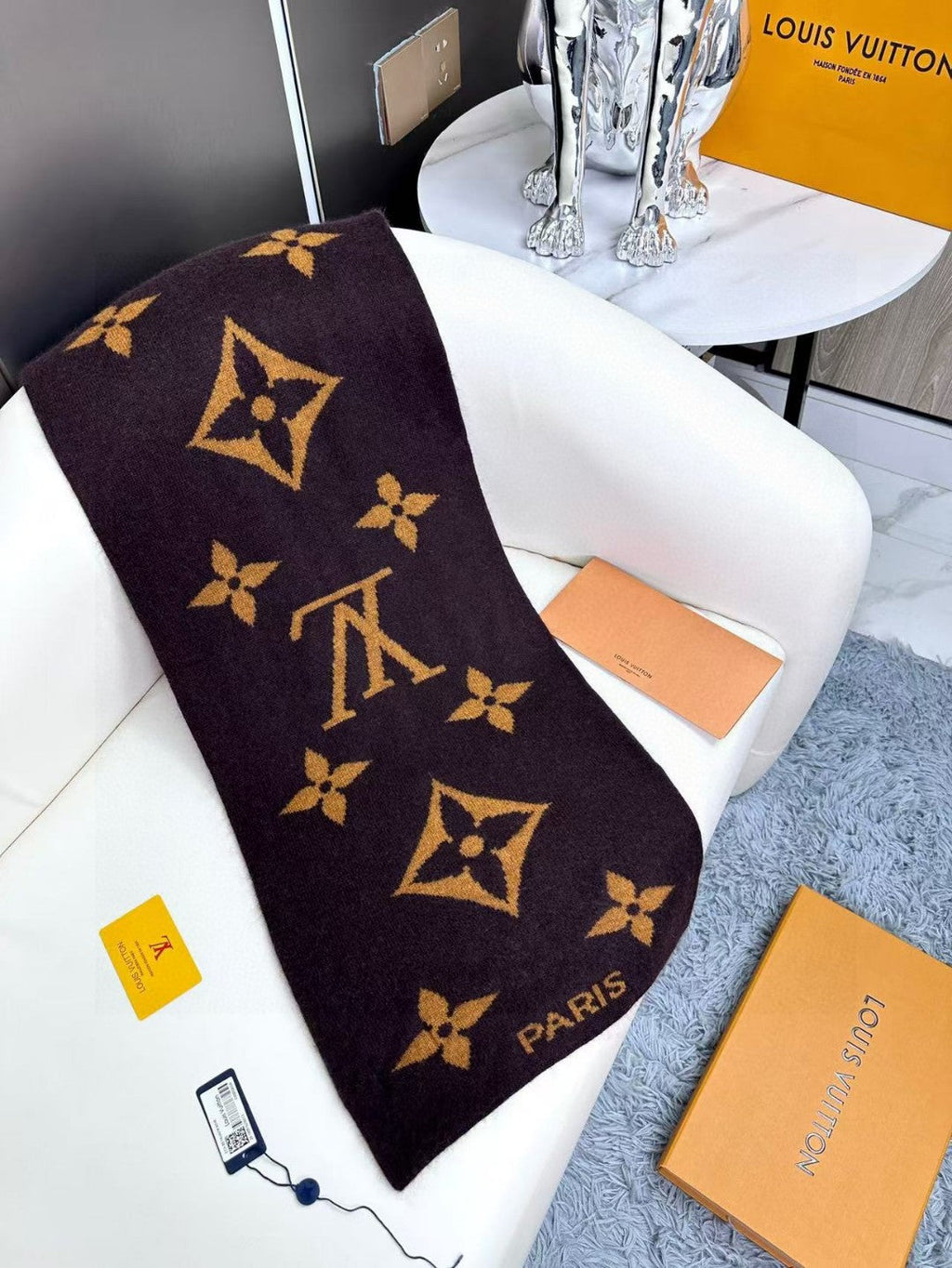 LOUIS VUITTON LV SCARF 180 CM IN CASHMERE 700779